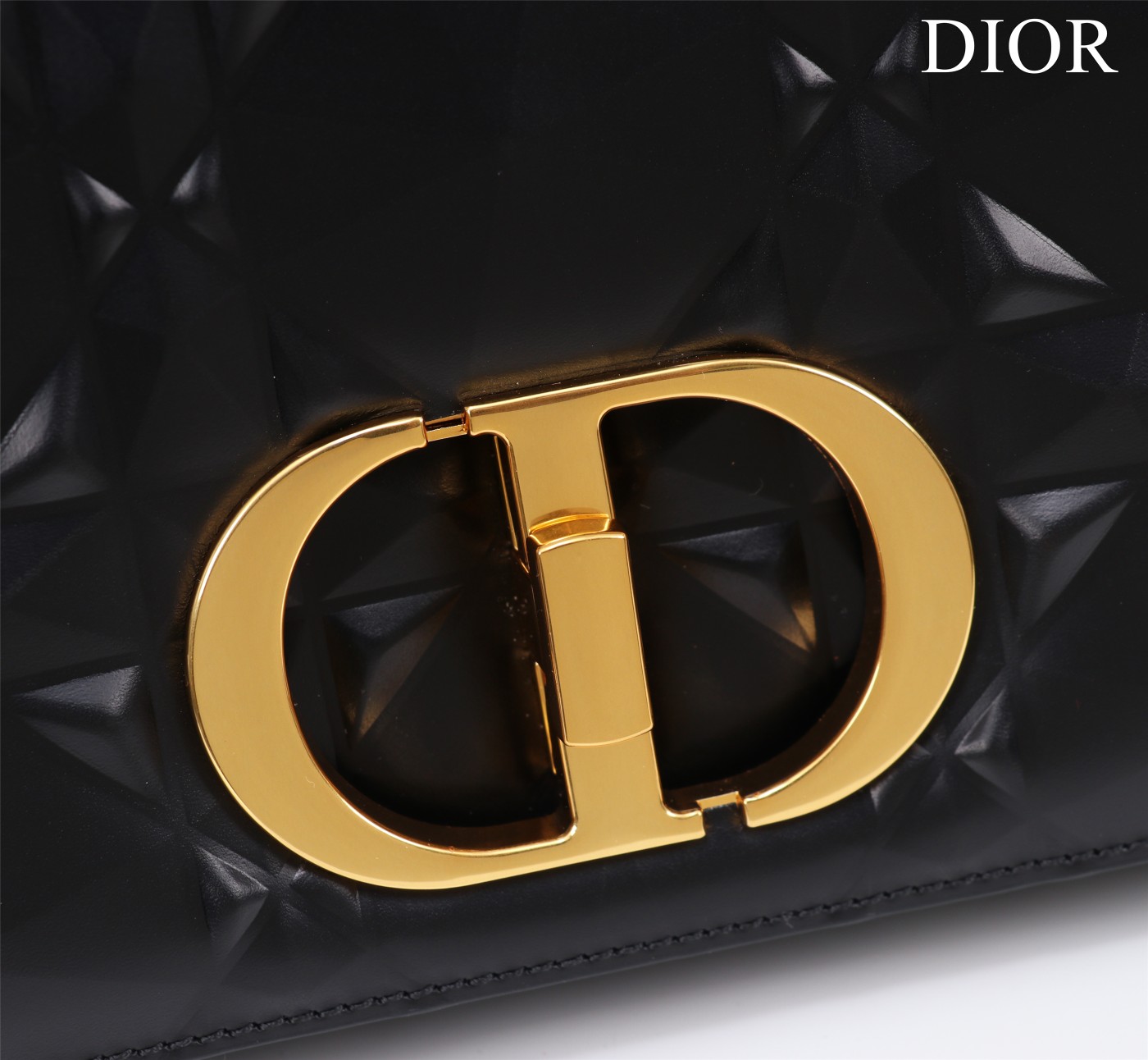 Bagsaaa D10r Caro Large Shoulder Bag Black With Gold Hardware - 28x17x9cm
