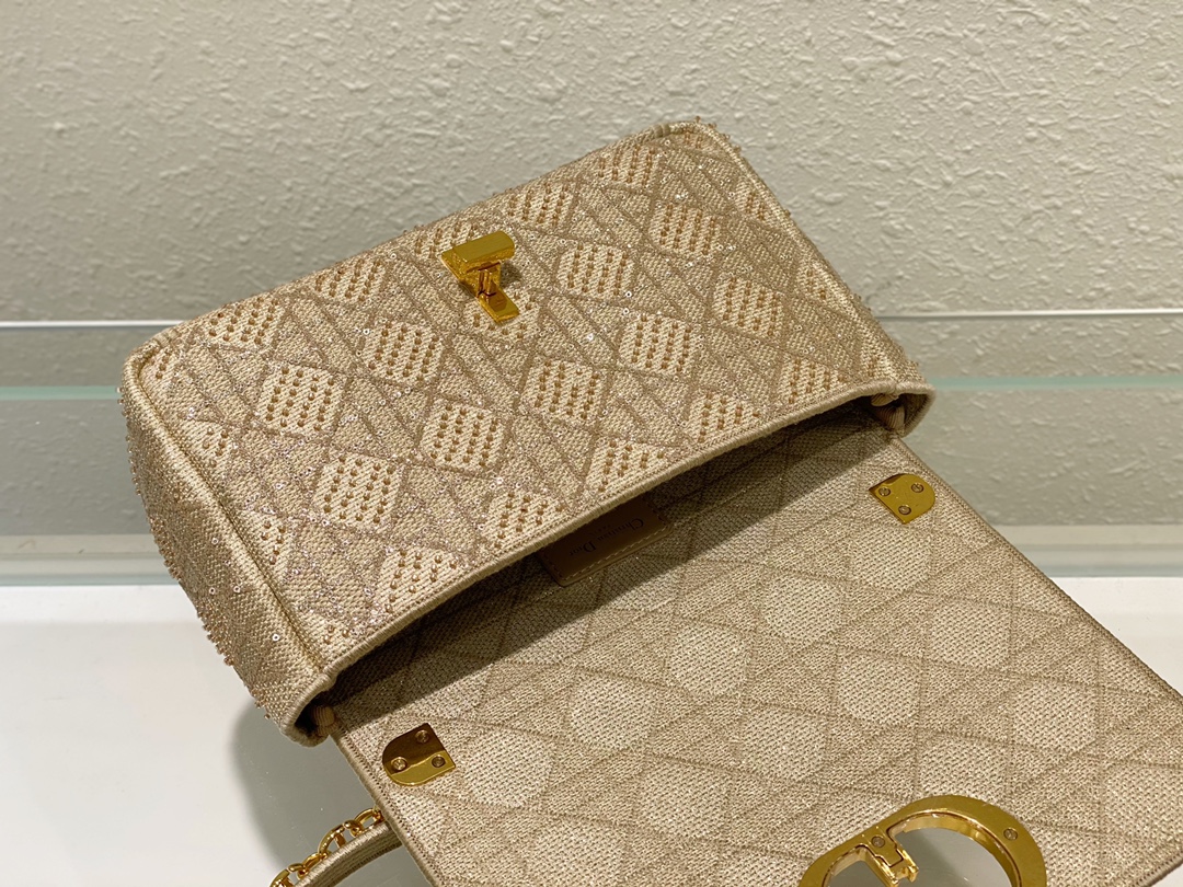 Bagsaaa D10r Caro Medium Cannage Beige Bag - 25.5*15.5*8cm