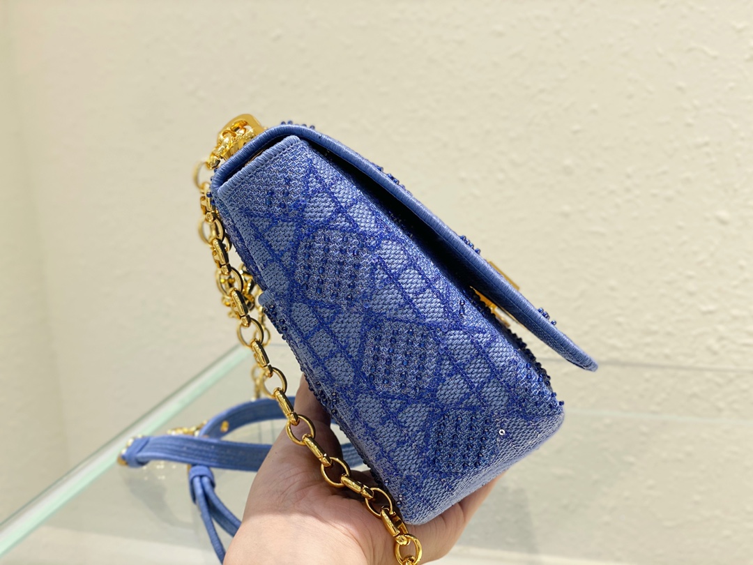 Bagsaaa D10r Caro Medium Cannage Blue Bag - 25.5*15.5*8cm