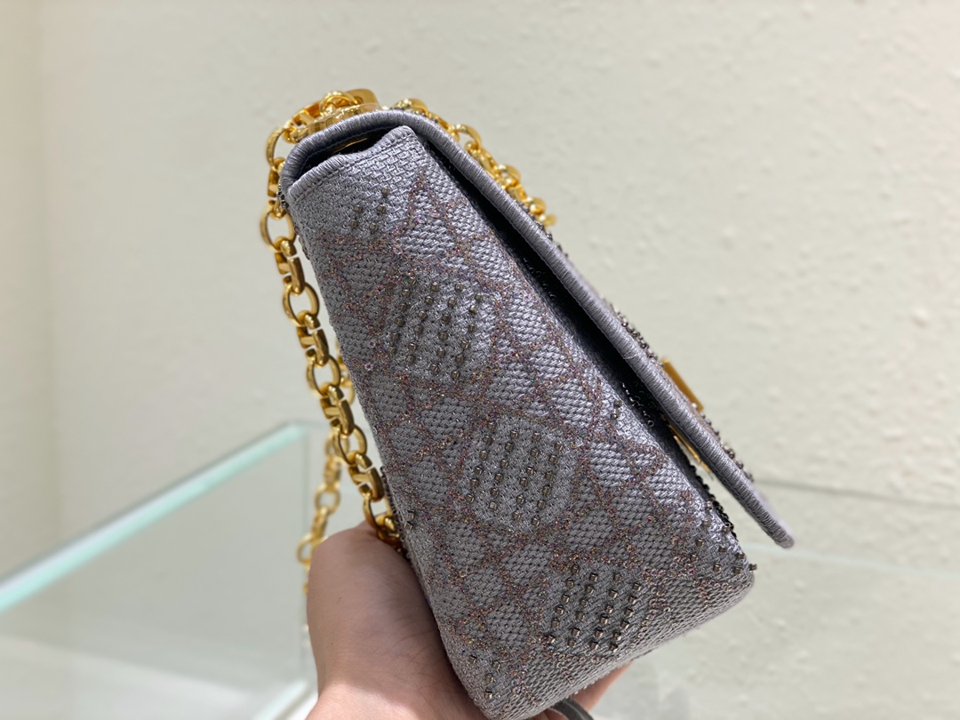 Bagsaaa D10r Caro Medium Cannage Grey Bag - 25.5*15.5*8cm