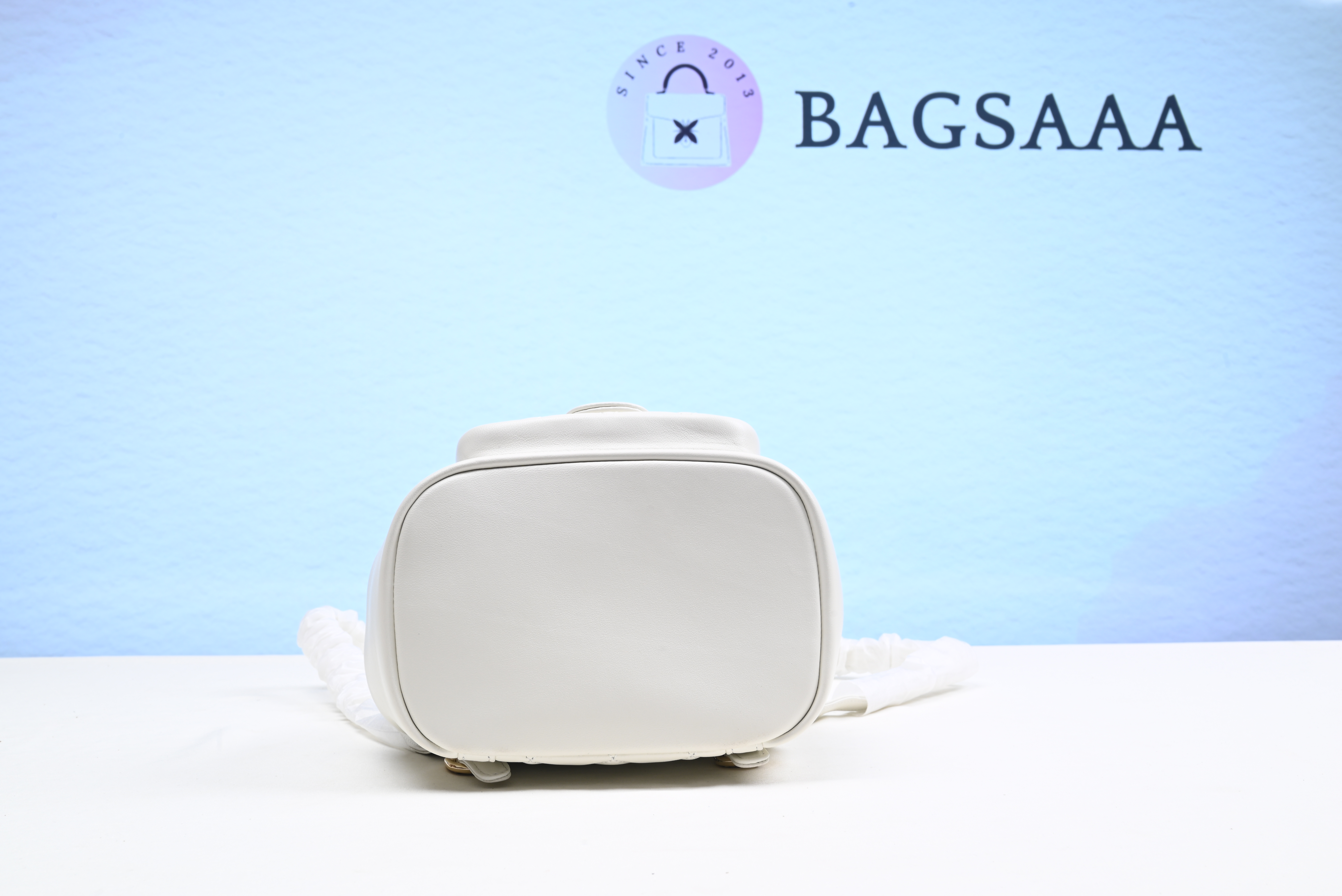 Bagsaaa Ch**el Duma Backpack White Lambskin - 18x18x12cm