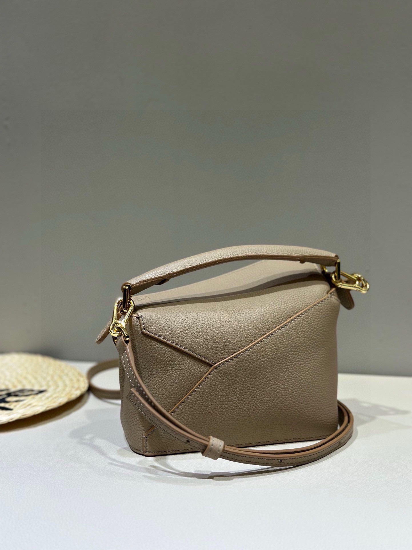 Bagsaaa L0ew* Small Puzzle Bag Sand Color - 18x8x12cm