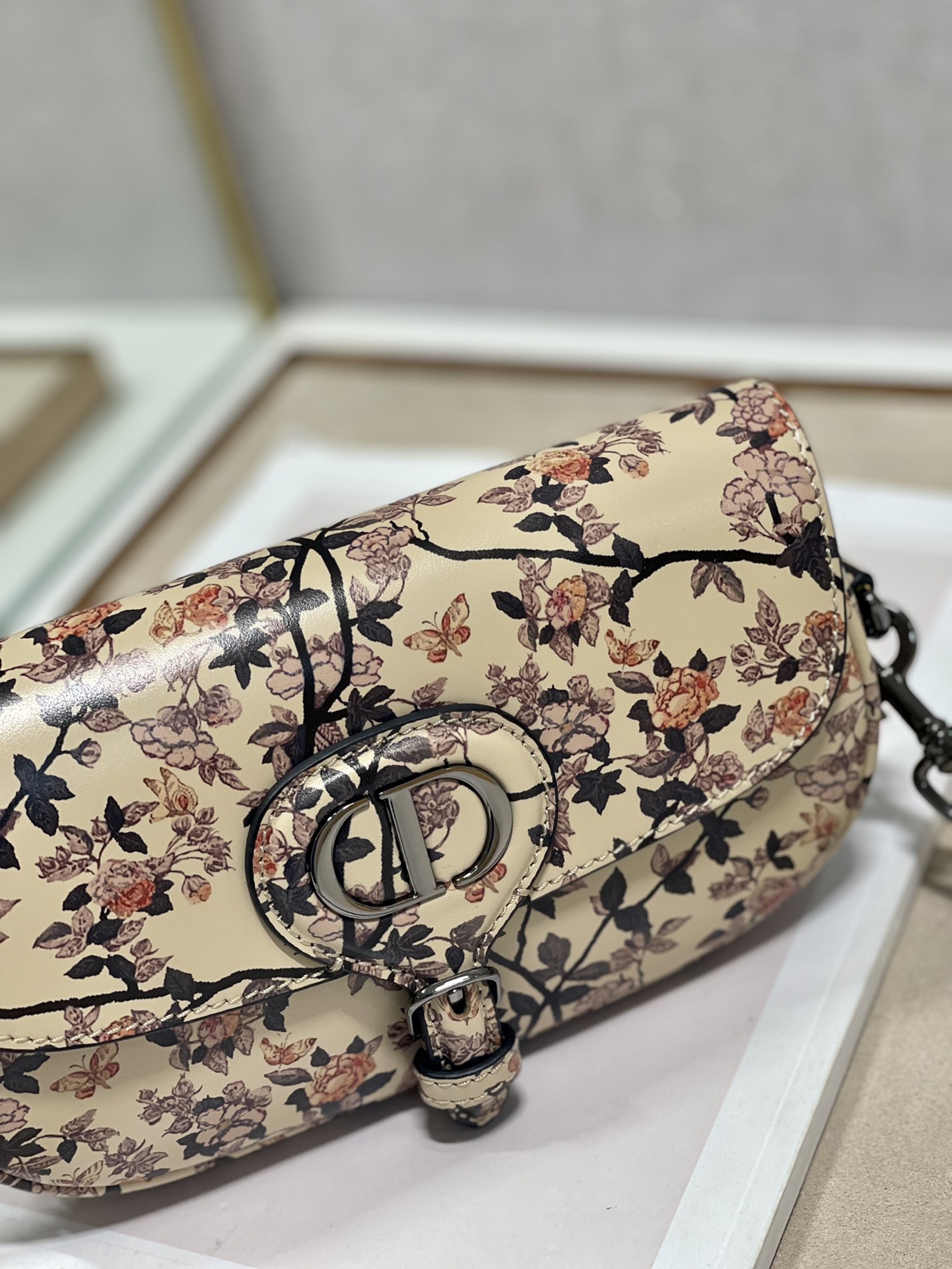 Bagsaaa D10r Bobby East-West Bag Pink flower - 21 x 12 x 5.1 cm