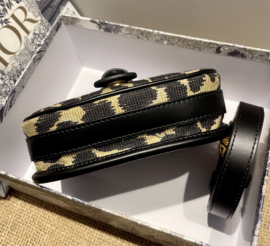 Bagsaaa D10r Small Bobby Leopard Leather