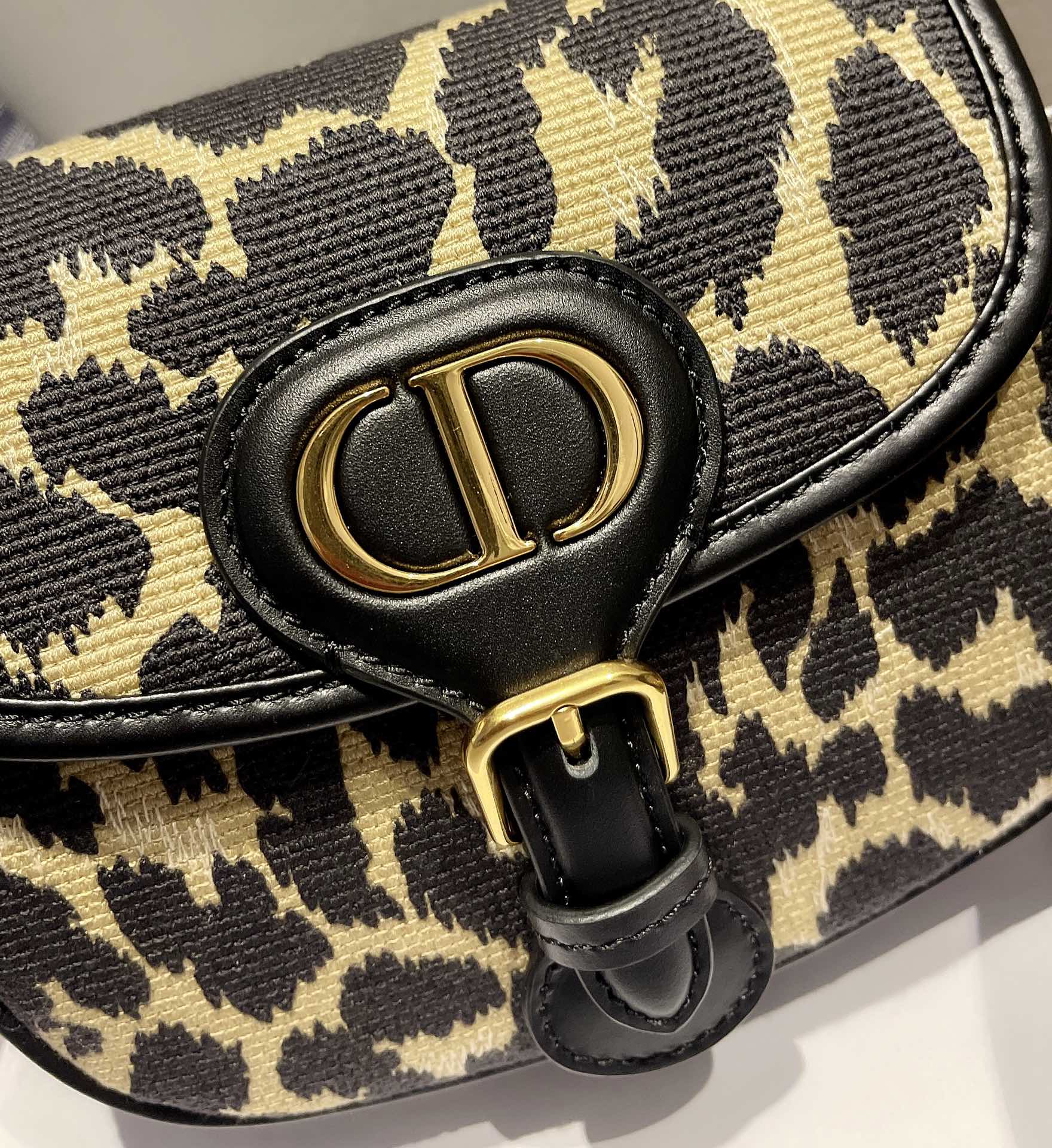 Bagsaaa D10r Small Bobby Leopard Leather