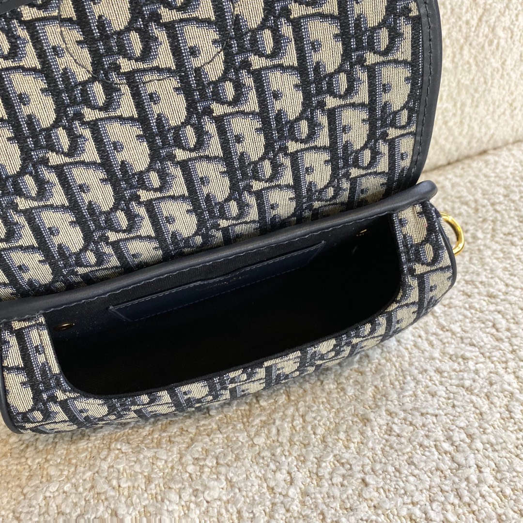 Bagsaaa D10r Bobby East-West Bag Oblique Blue - 21 x 12 x 5.1 cm