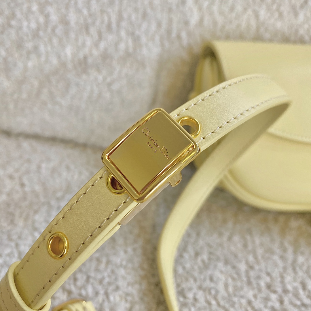 Bagsaaa D10r Bobby East-West Bag Light Yellow - 21 x 12 x 5.1 cm