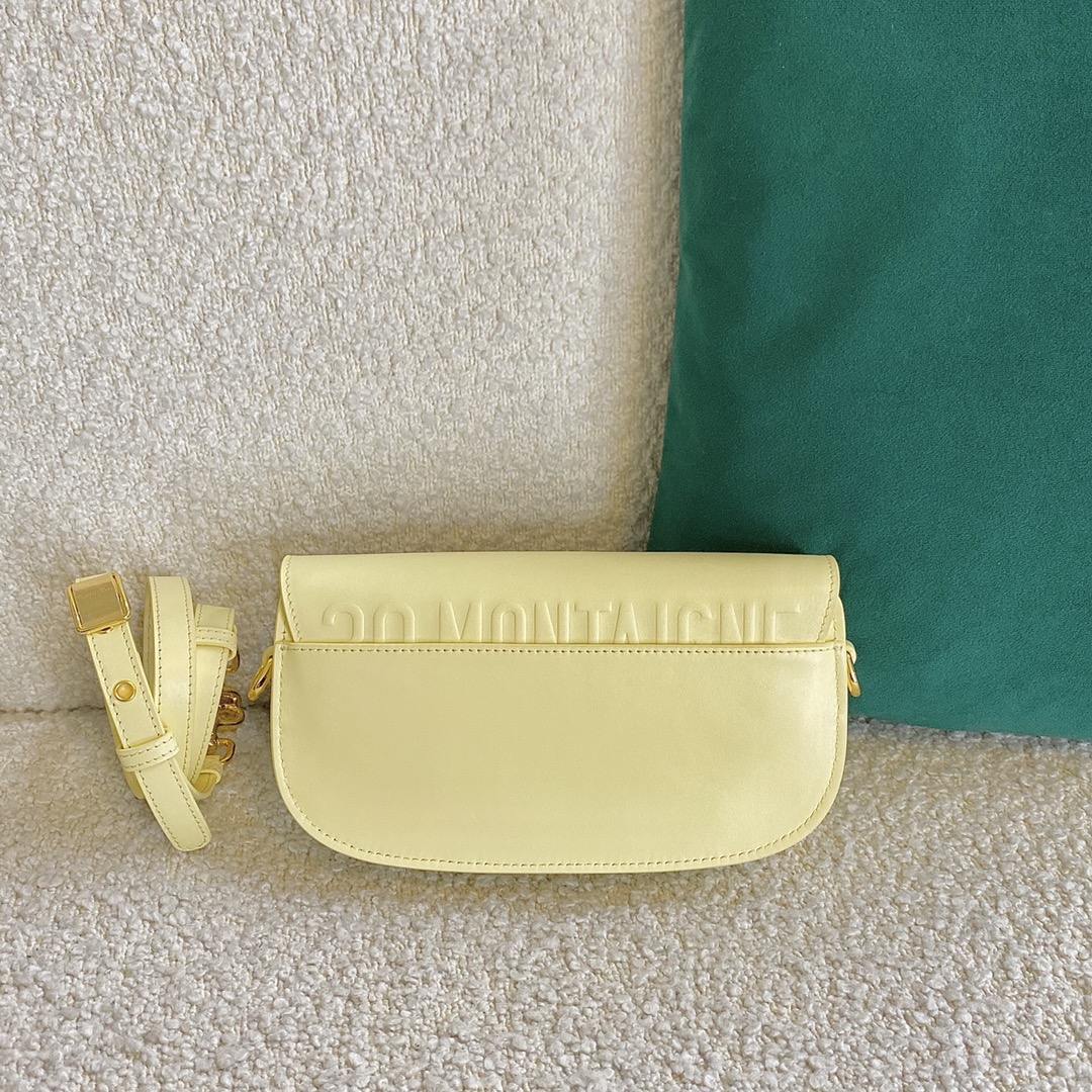Bagsaaa D10r Bobby East-West Bag Light Yellow - 21 x 12 x 5.1 cm