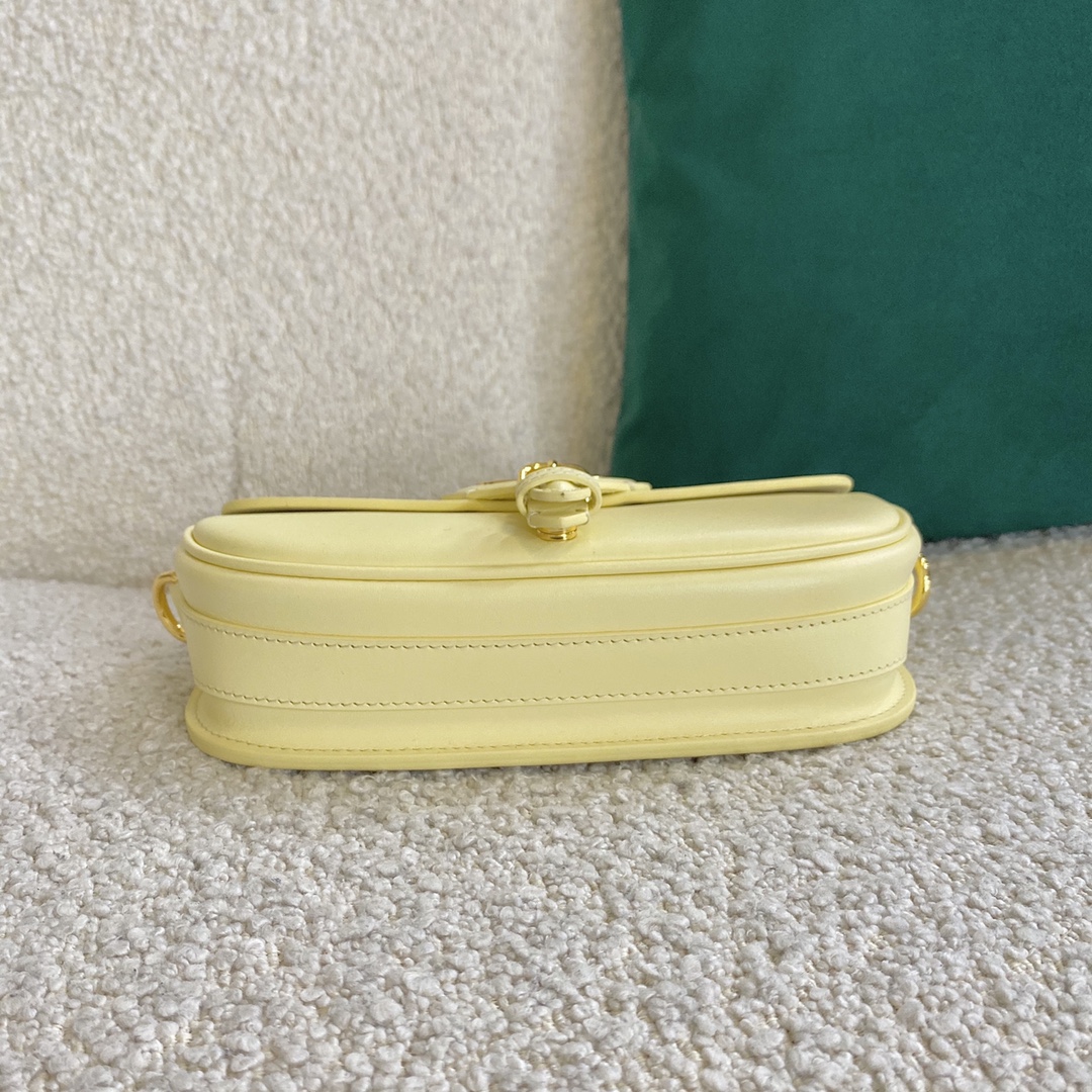 Bagsaaa D10r Bobby East-West Bag Light Yellow - 21 x 12 x 5.1 cm