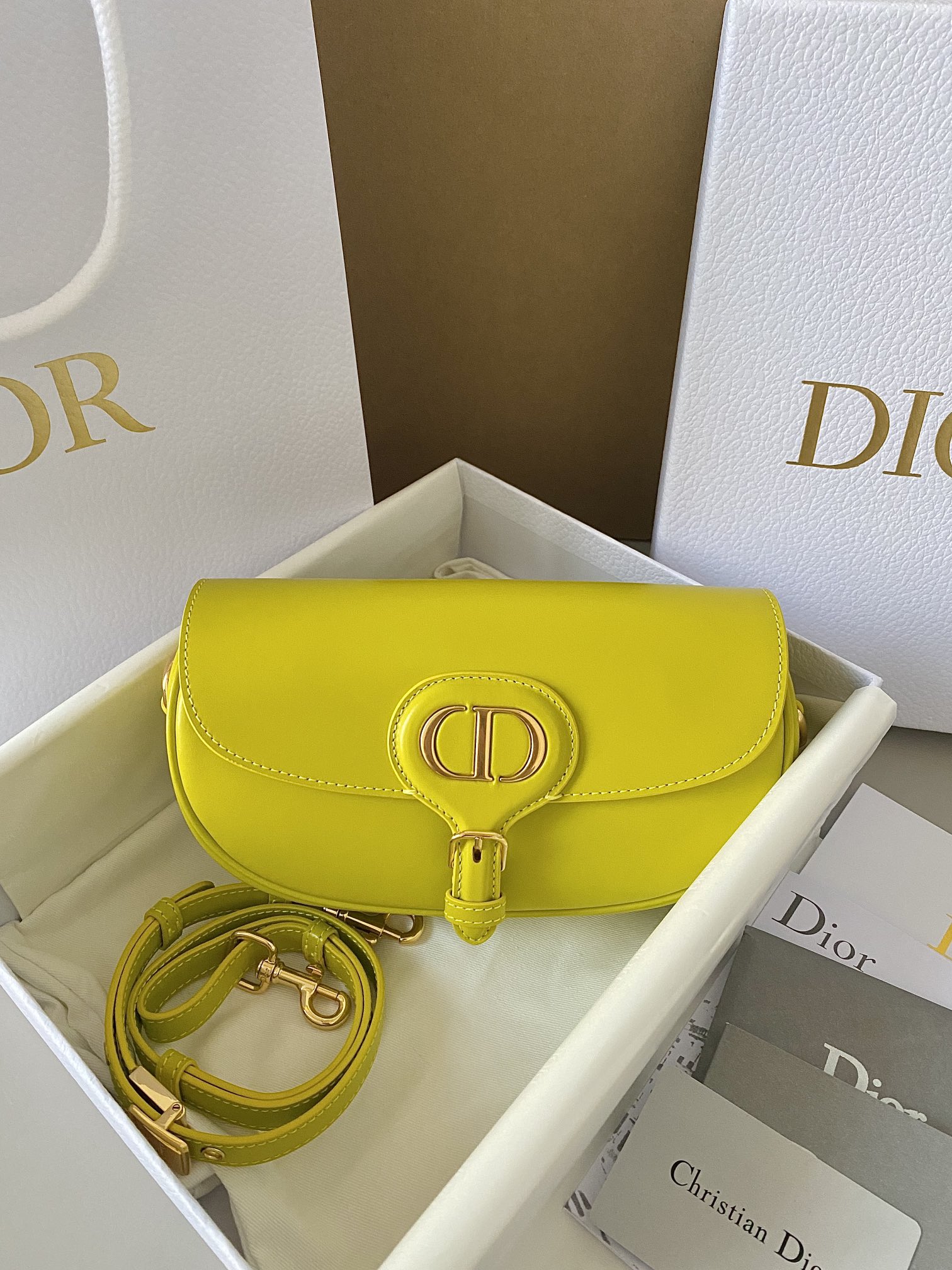Bagsaaa D10r Bobby East-West Bag Light Yellow Neon - 21 x 12 x 5.1 cm