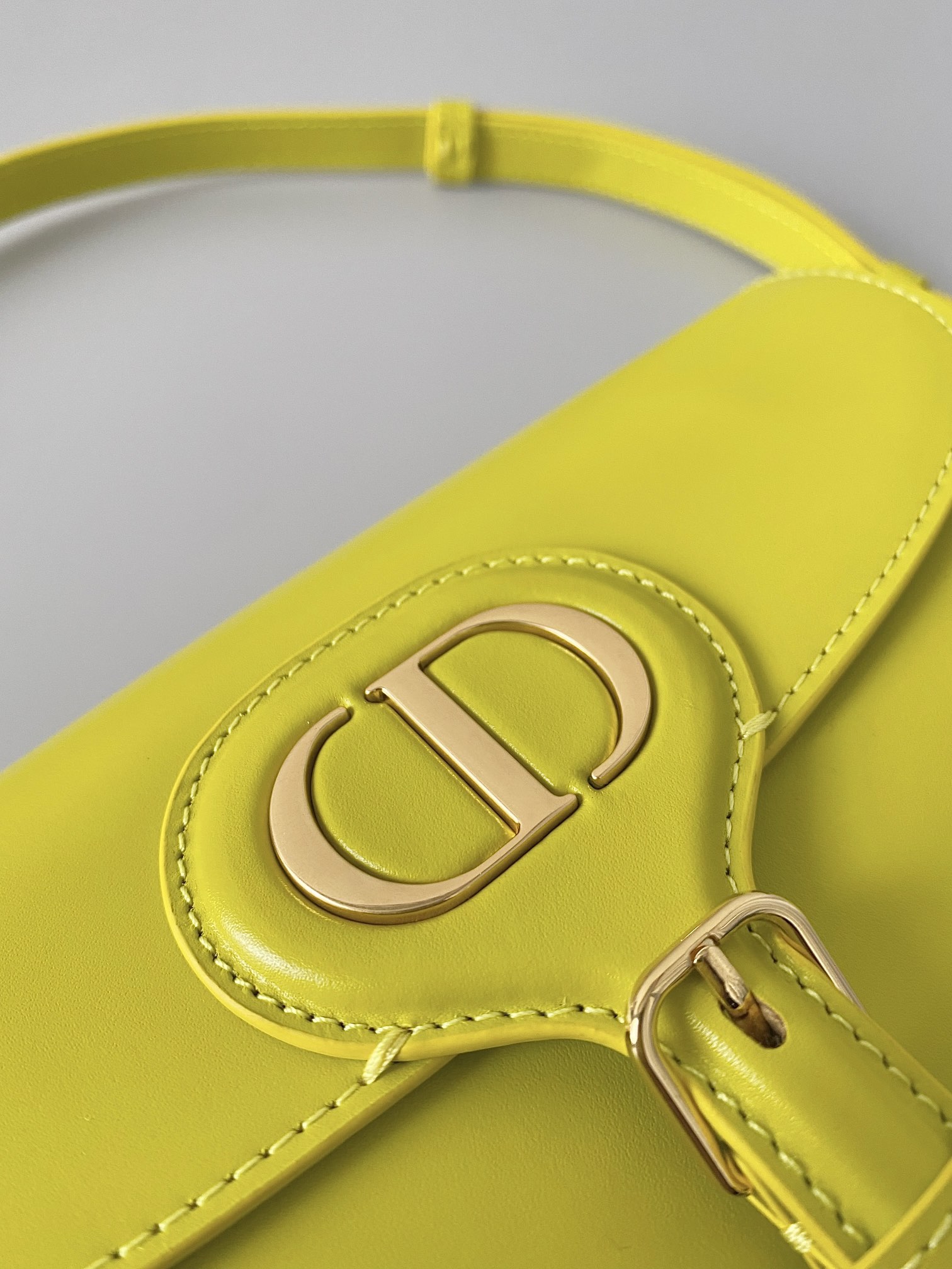 Bagsaaa D10r Bobby East-West Bag Light Yellow Neon - 21 x 12 x 5.1 cm