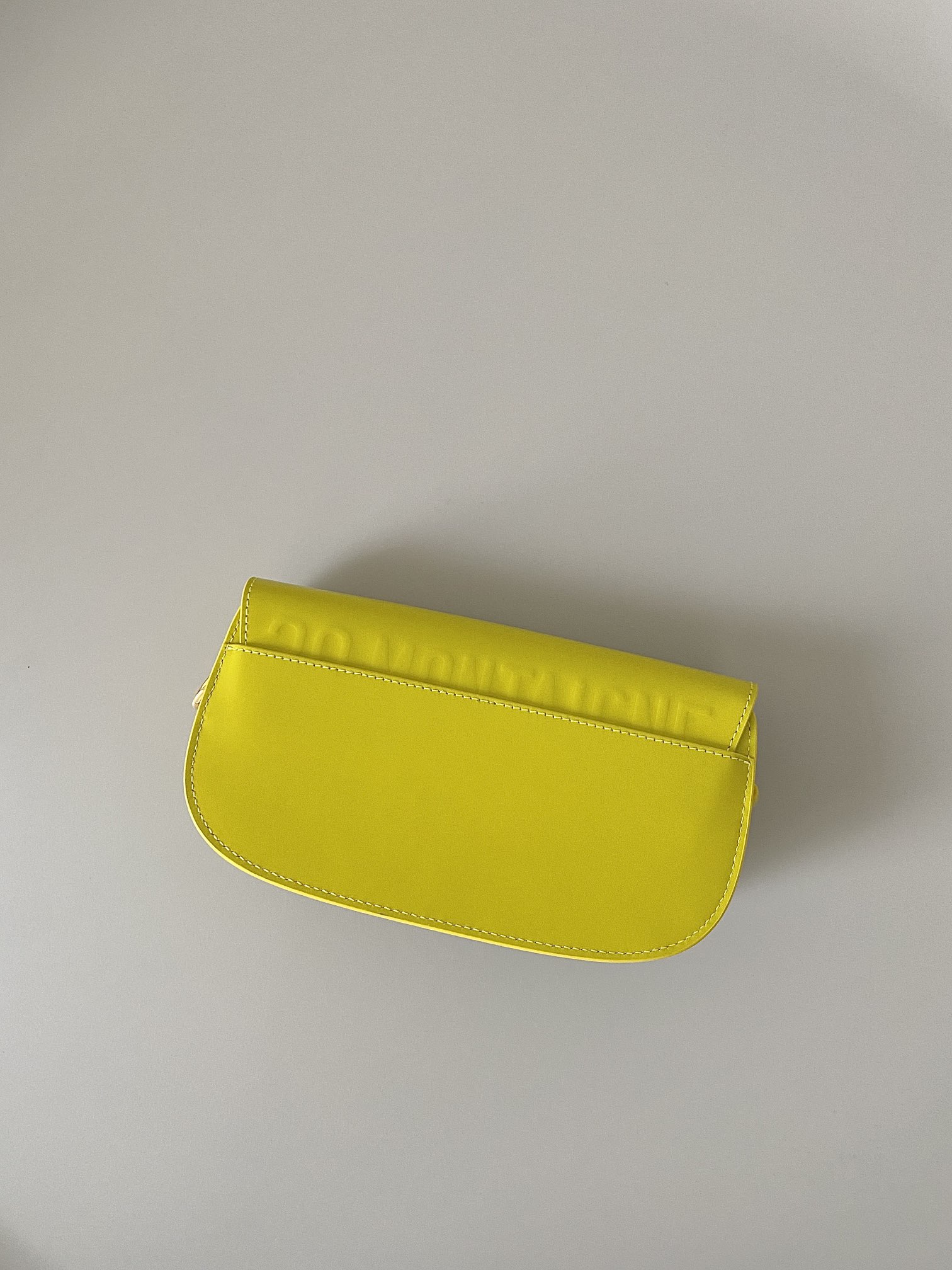 Bagsaaa D10r Bobby East-West Bag Light Yellow Neon - 21 x 12 x 5.1 cm