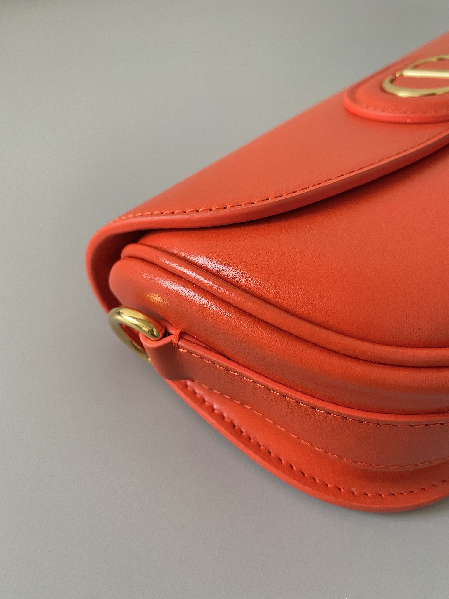 Bagsaaa D10r Bobby East-West Bag Orange Neon - 21 x 12 x 5.1 cm