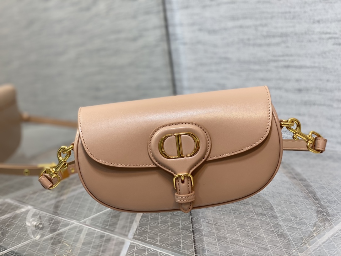 Bagsaaa D10r Bobby East-West Bag Light Pink - 21 x 12 x 5.1 cm