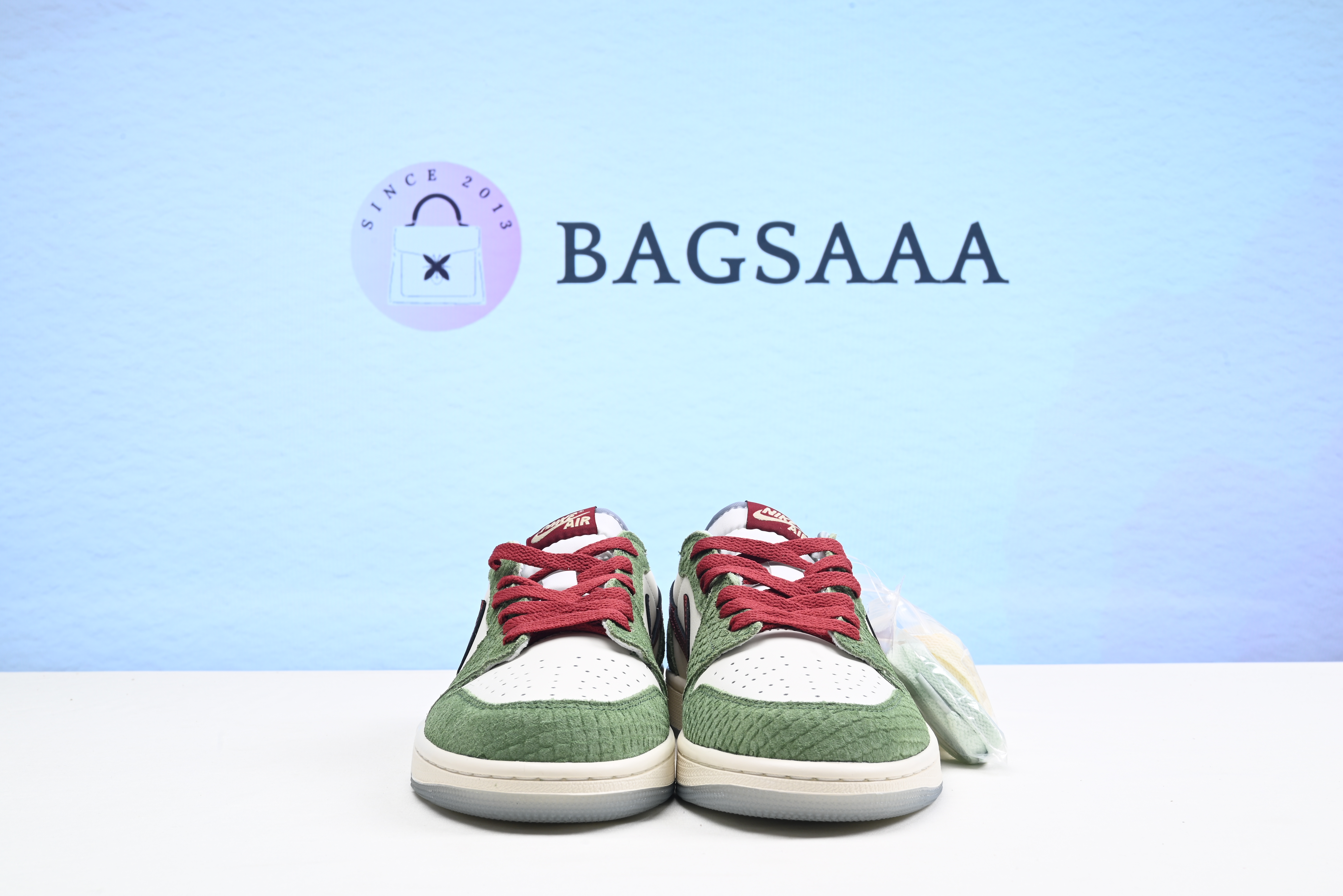 Bagsaaa Air Jordan 1 Low OG Oil Green
