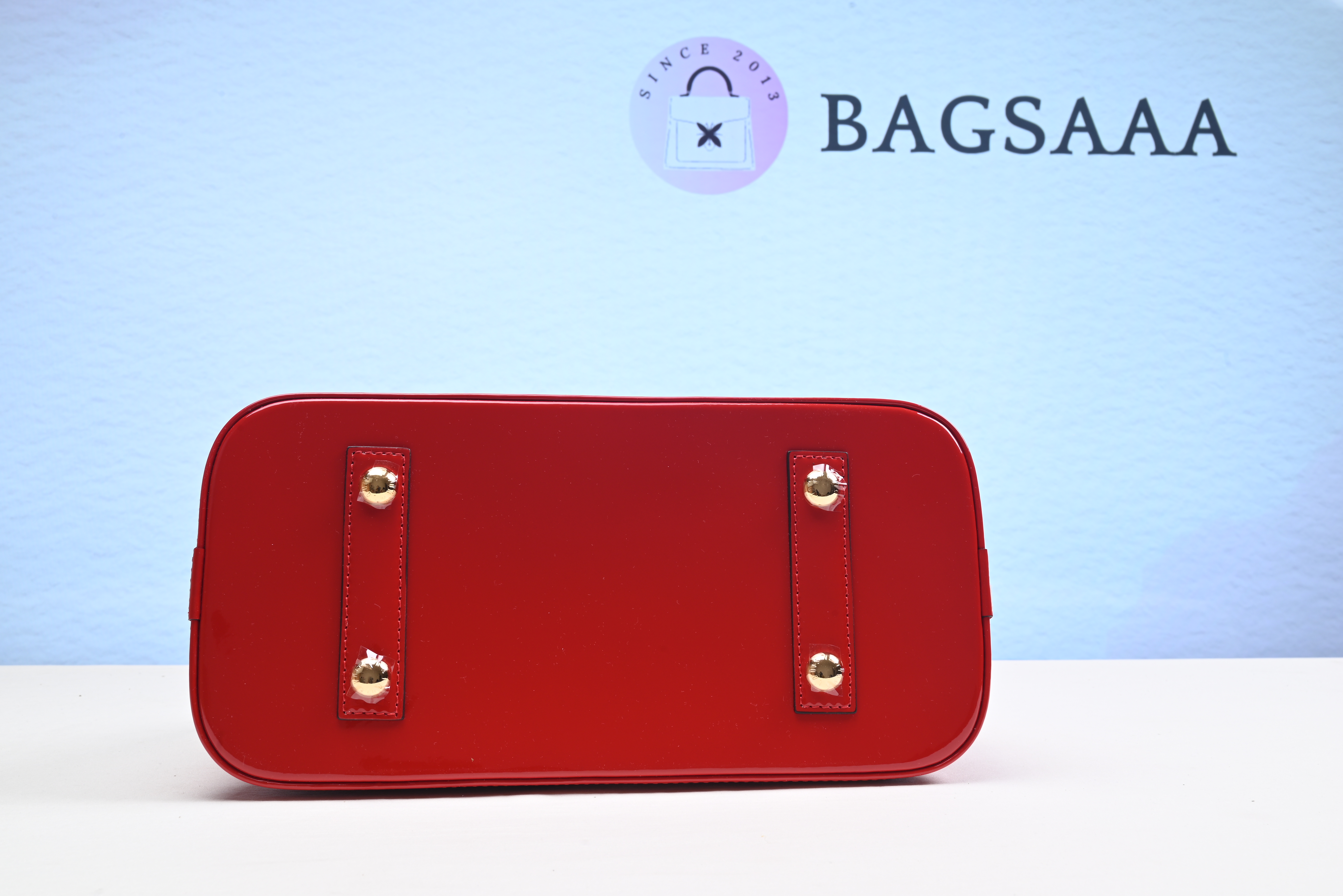 Bagsaaa L0vis Vvtt0n Alma PM Monogram Patent Leather Red - 32 x 25 x 16 cm