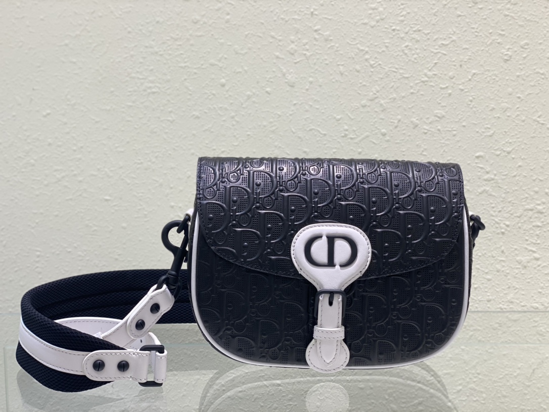 Bagsaaa D10r Perforated Oblique Medium Bobby Bag Black