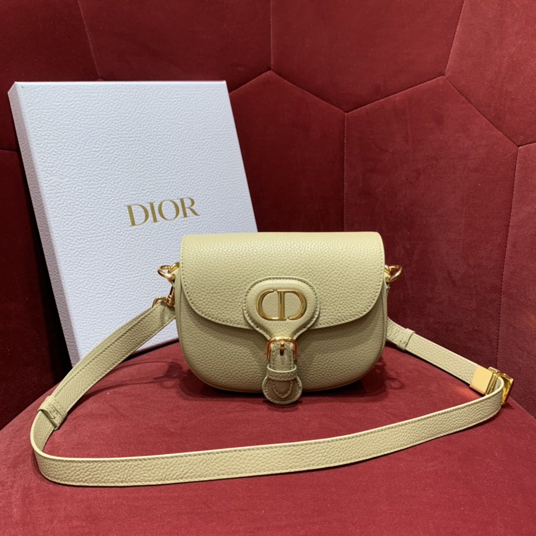 Bagsaaa D10r Small Bobby Grained Calfkskin Beige Bag