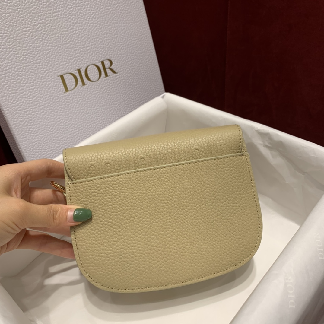Bagsaaa D10r Small Bobby Grained Calfkskin Beige Bag