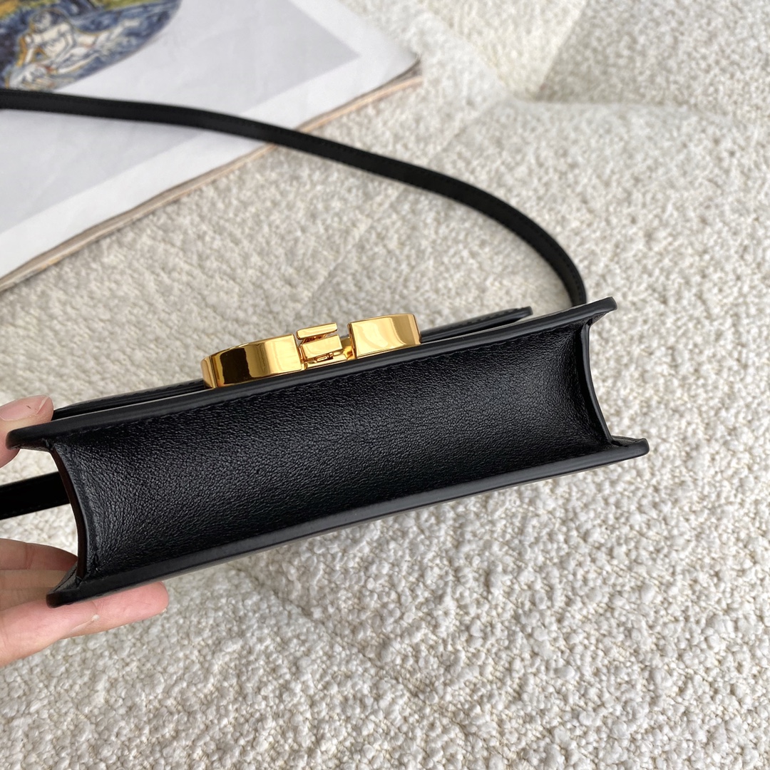 Bagsaaa D10r Mini Montaigne Black Bag - 15x11x4cm