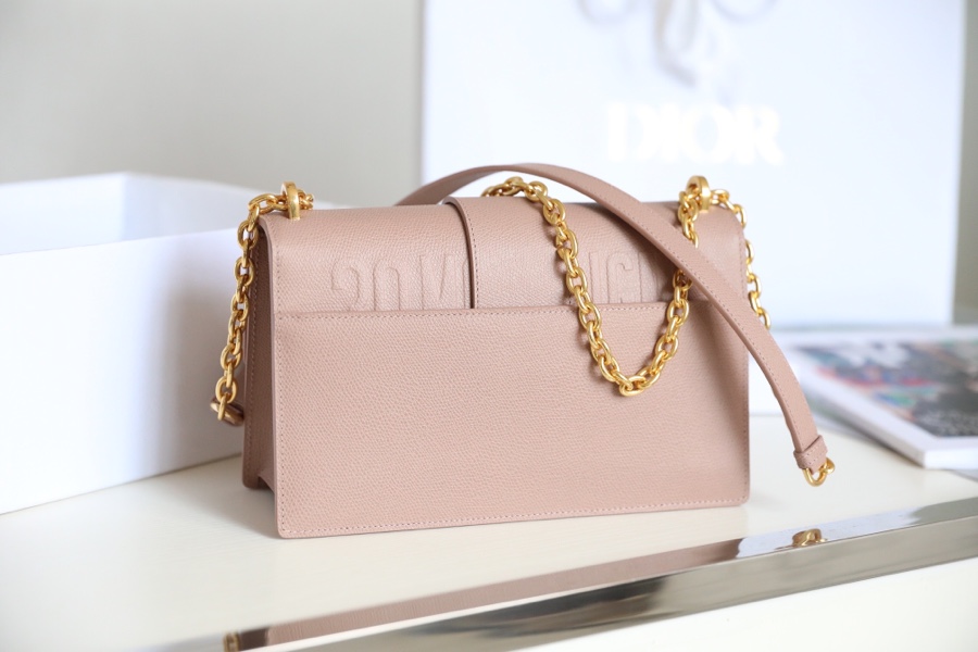 Bagsaaa D10r 30 Montaigne Grained Leather Pink - 24x17x8cm