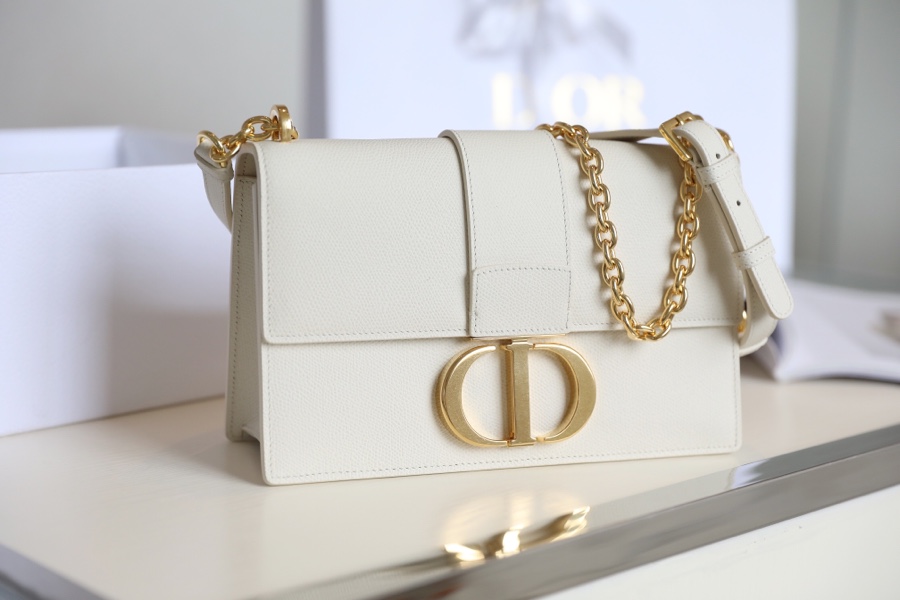 Bagsaaa D10r 30 Montaigne Grained Leather White - 24x17x8cm