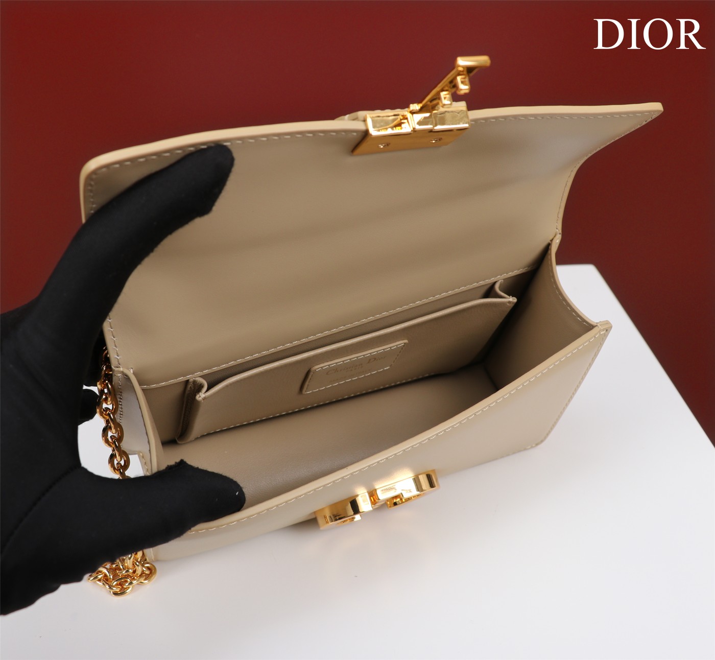 Bagsaaa D10r 30 Montaigne East West Beige Bag - 21x12x6cm