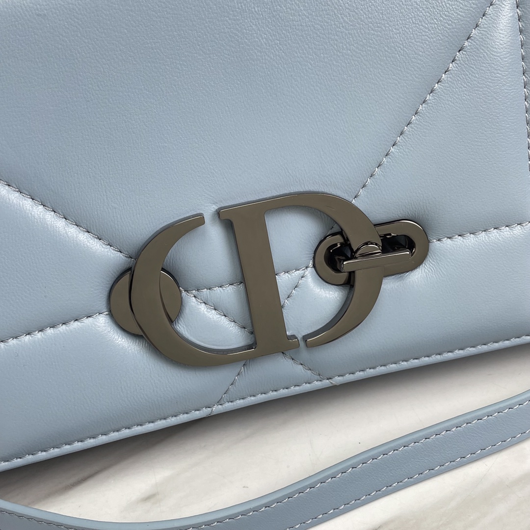 Bagsaaa D10r 30 Montaigne Chain Bag with Handle Maxicannage Blue Lambskin - 25x15x8cm