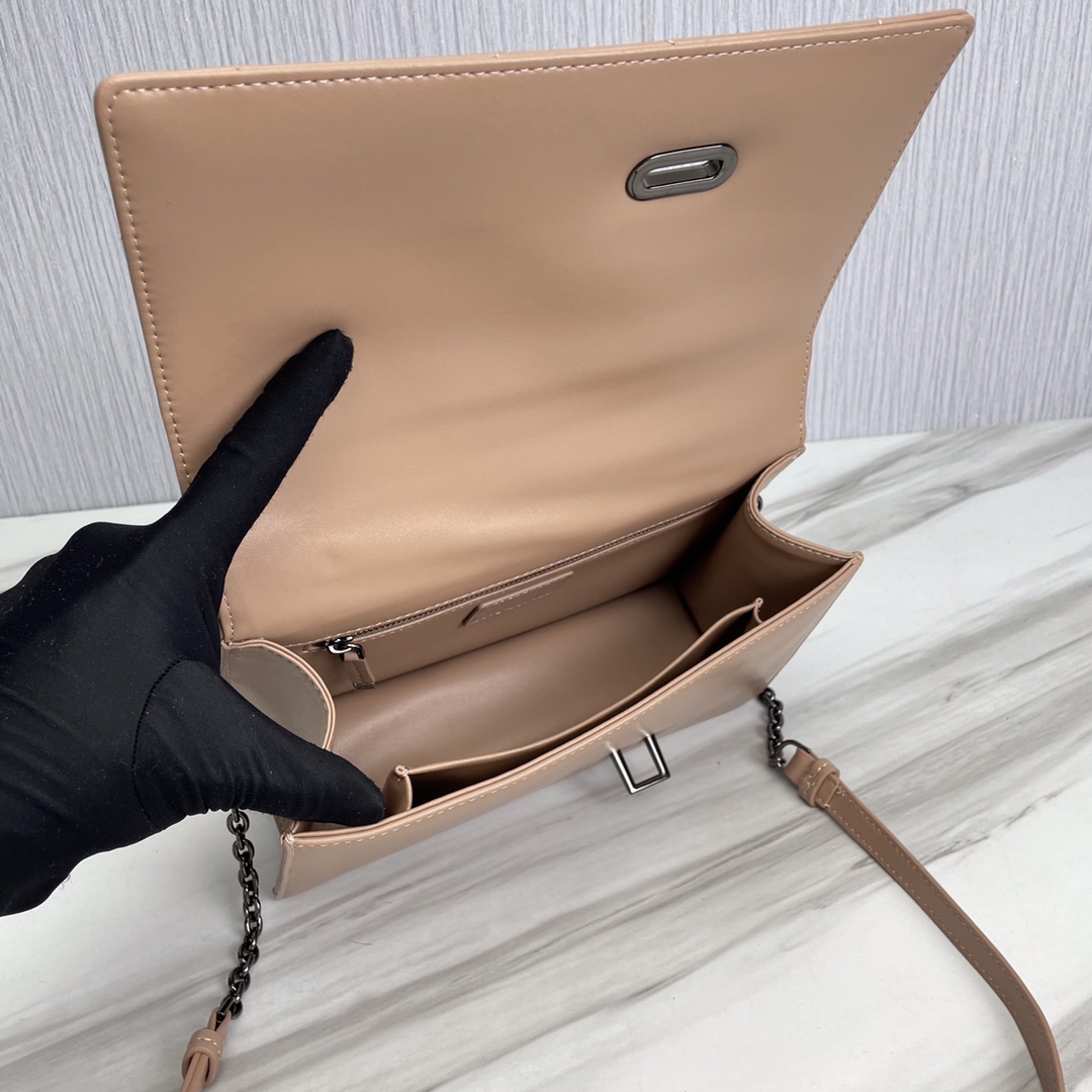 Bagsaaa D10r 30 Montaigne Chain Bag with Handle Maxicannage Beige Lambskin - 25x15x8cm