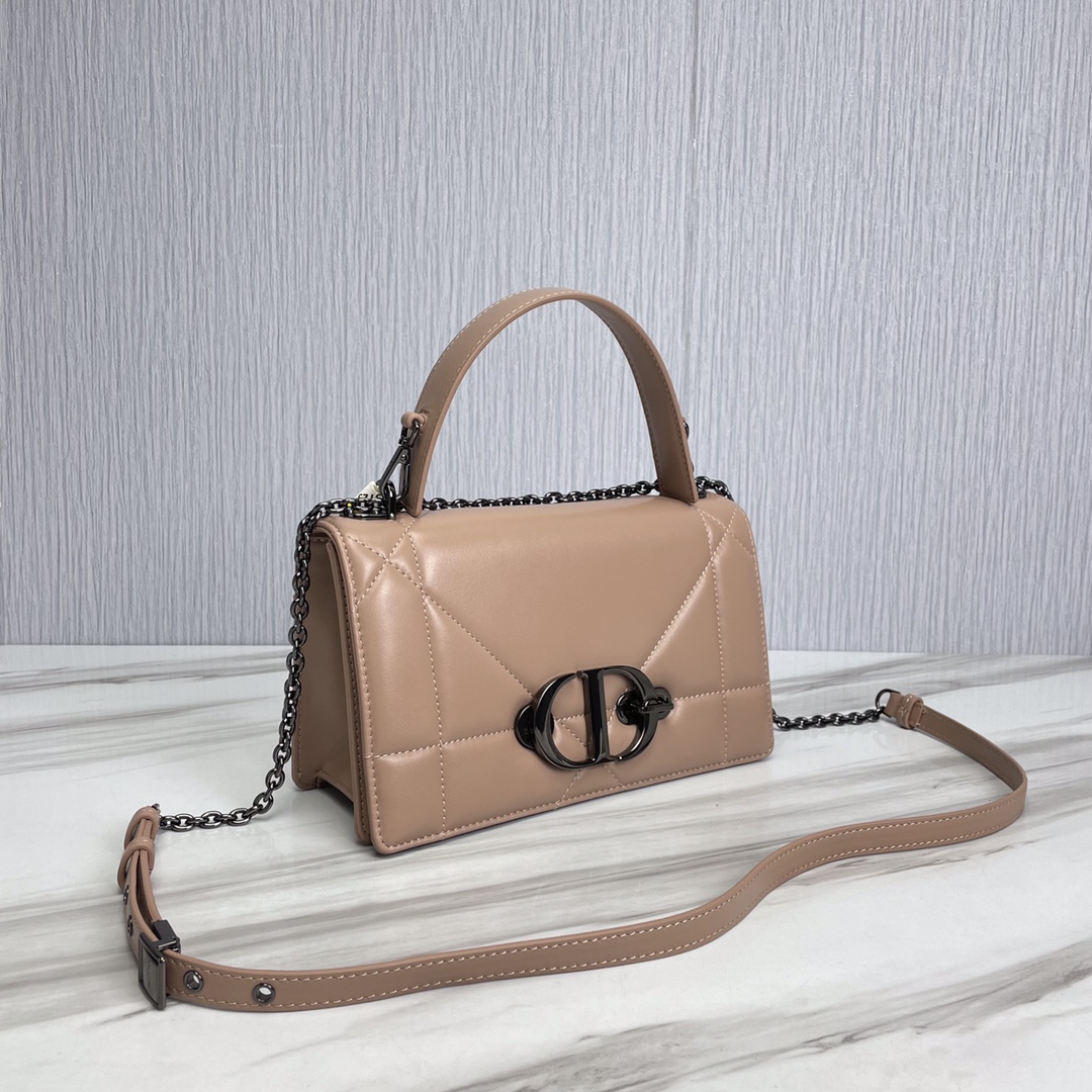 Bagsaaa D10r 30 Montaigne Chain Bag with Handle Maxicannage Beige Lambskin - 25x15x8cm