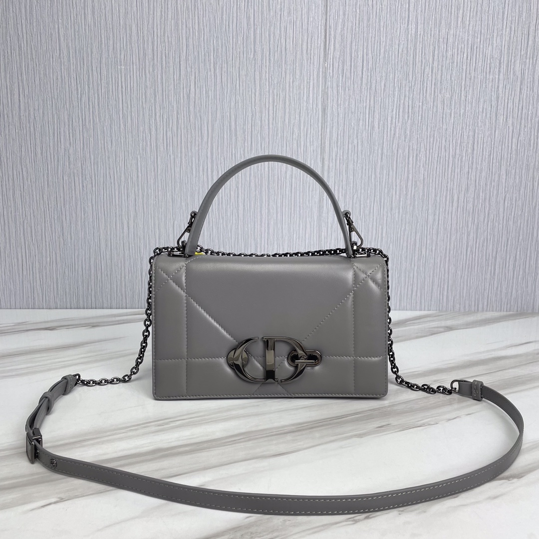 Bagsaaa D10r 30 Montaigne Chain Bag with Handle Maxicannage Grey Lambskin - 25x15x8cm