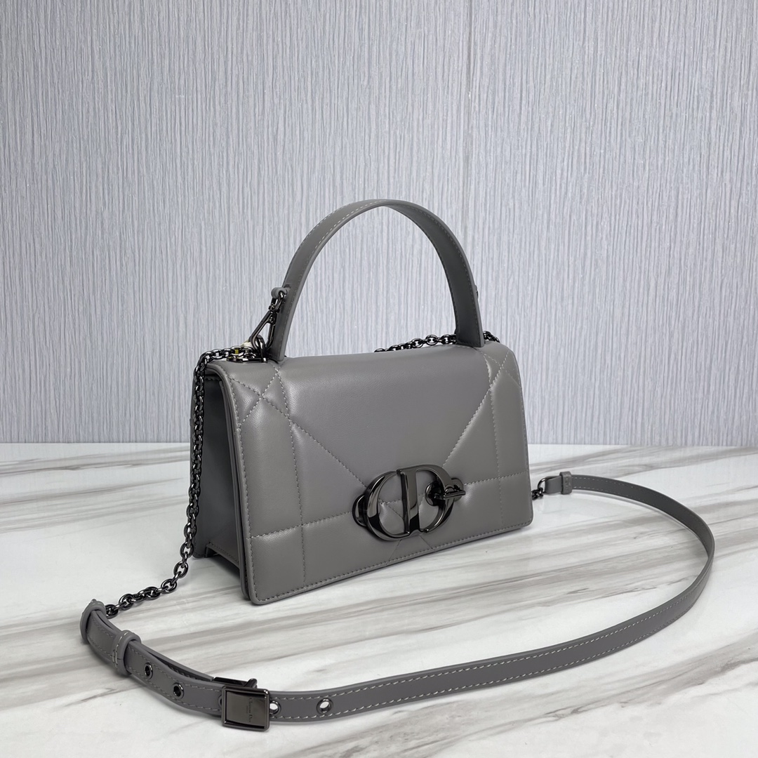 Bagsaaa D10r 30 Montaigne Chain Bag with Handle Maxicannage Grey Lambskin - 25x15x8cm