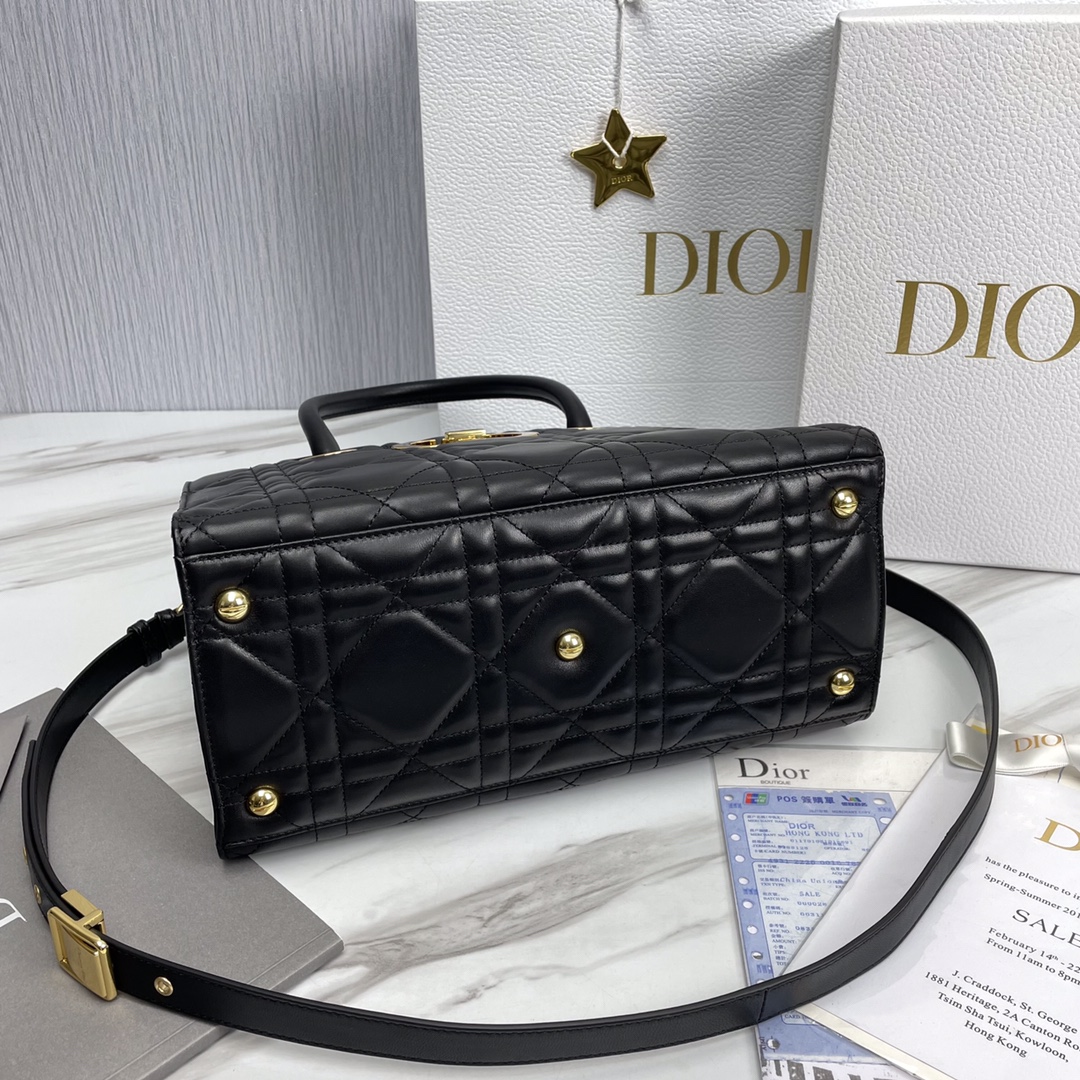 Bagsaaa D10r St Honore x Caro Black Bag 30x22.5x16