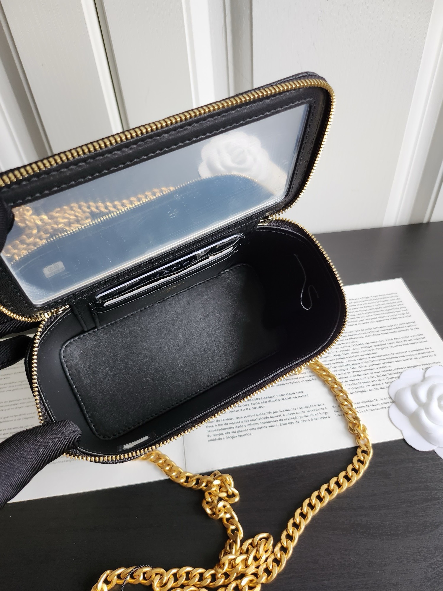 Bagsaaa Ch**el Vanity Caviar Black Leather - 17x9.5x8cm