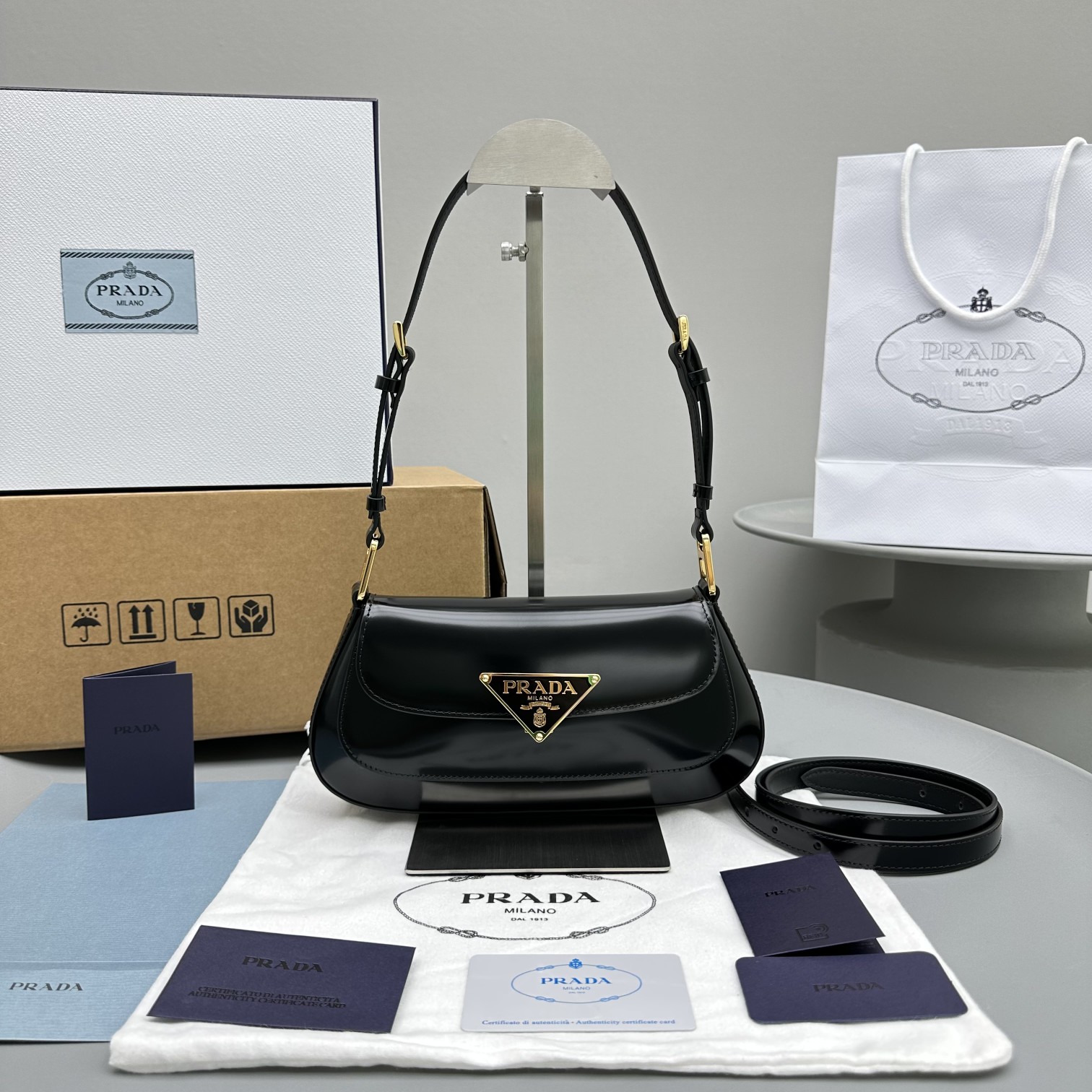 Bagsaaa Pra*a Logo Plaque Shoulder Bag Black - 24x11x4cm