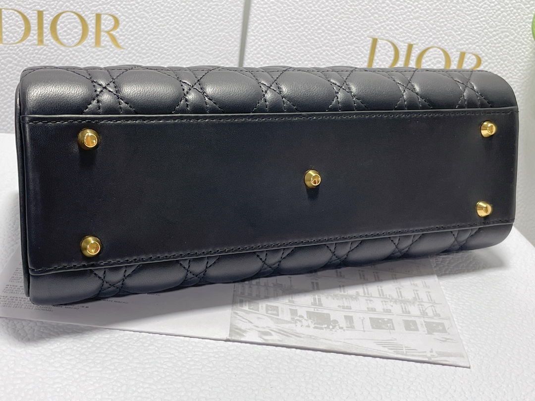 Bagsaaa D10r Caro Top Handle Black - 26x14.5x9cm