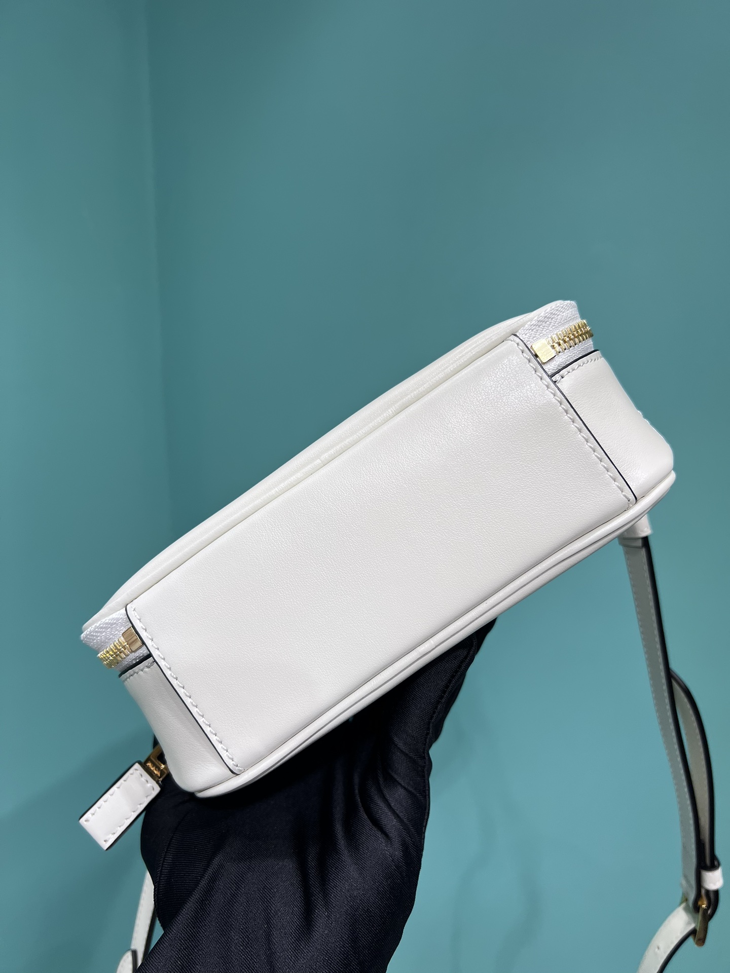 Bagsaaa Pra*a Odette leather mini-bag white - 18.5*13*6.5cm