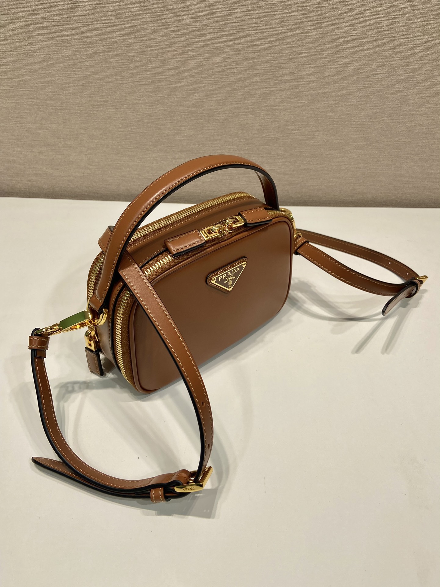Bagsaaa Pra*a Odette leather mini-bag brown - 18.5*13*6.5cm
