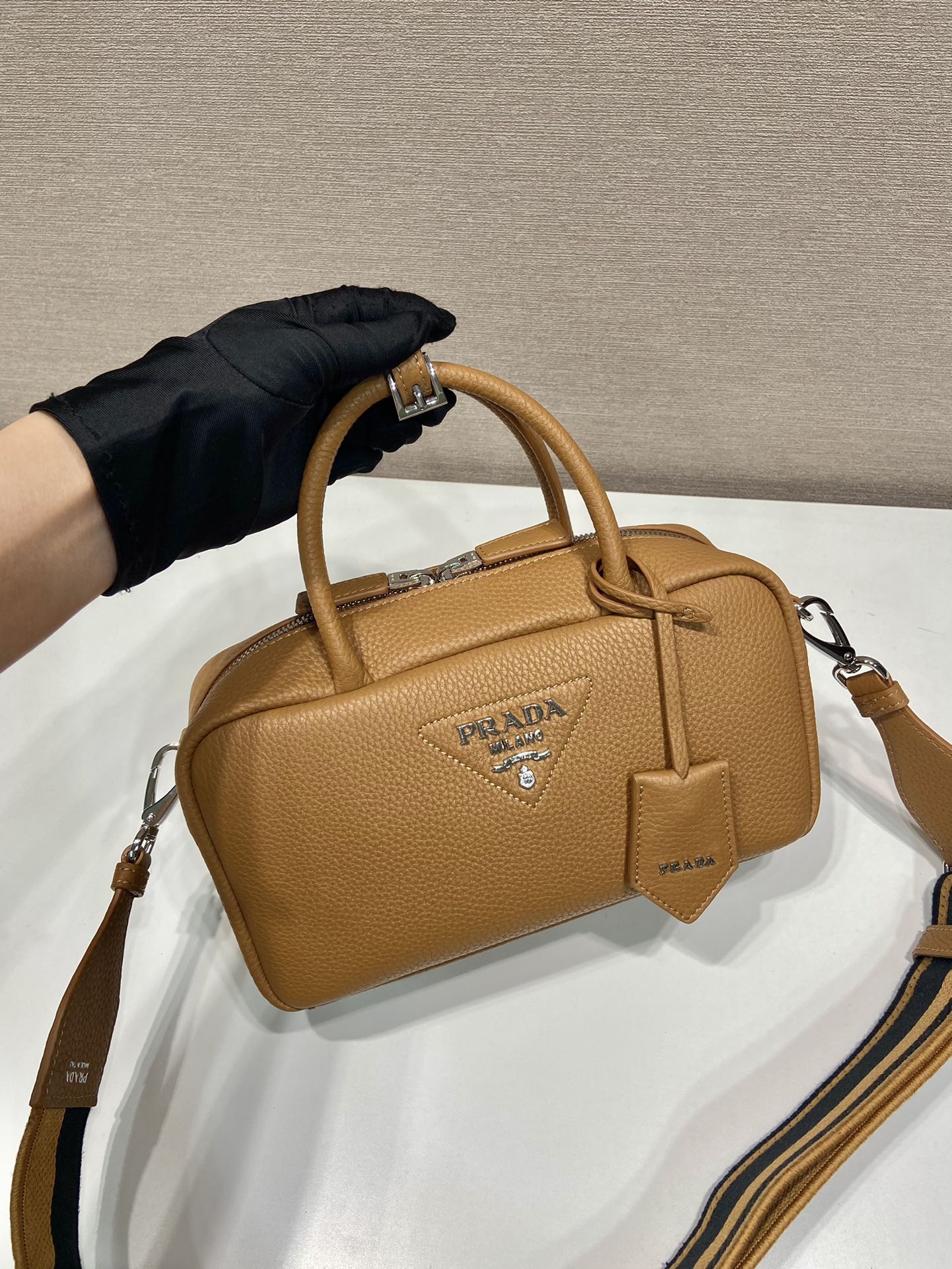 Bagsaaa Pra*a Leather top-handle bag brown - 24x12x8cm