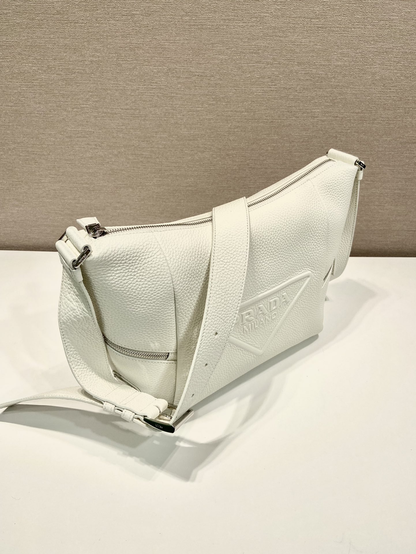 Bagsaaa Pra*a Leather bag with shoulder strap white - 26*23*11cm