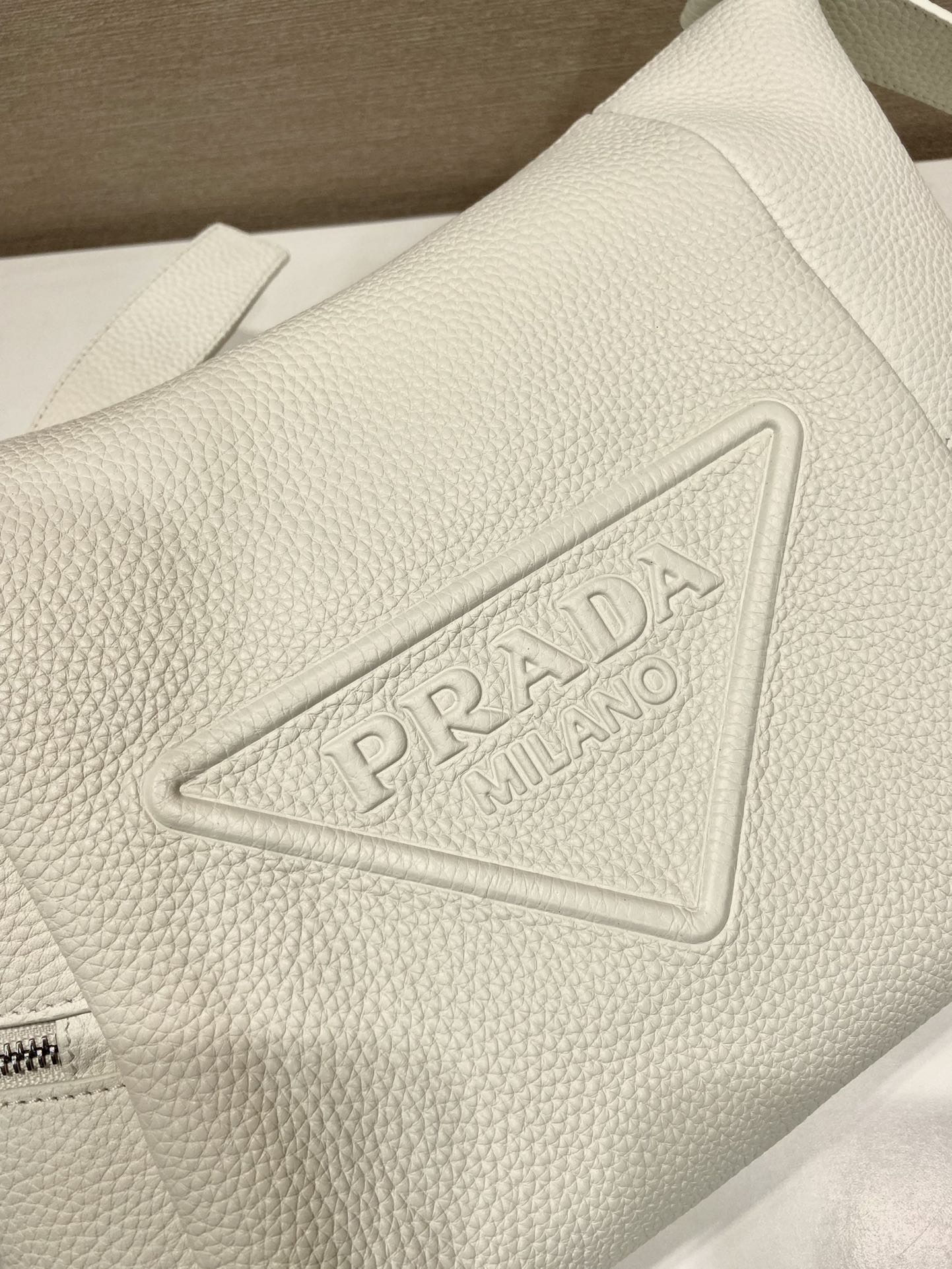 Bagsaaa Pra*a Leather bag with shoulder strap white - 26*23*11cm