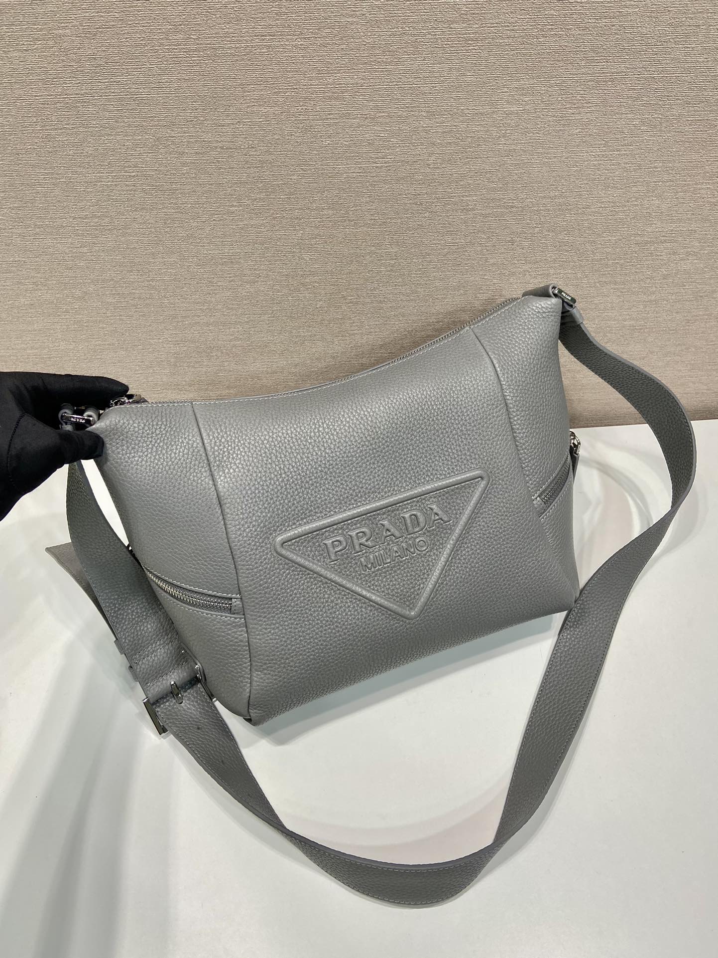 Bagsaaa Pra*a Leather bag with shoulder strap grey - 26*23*11cm