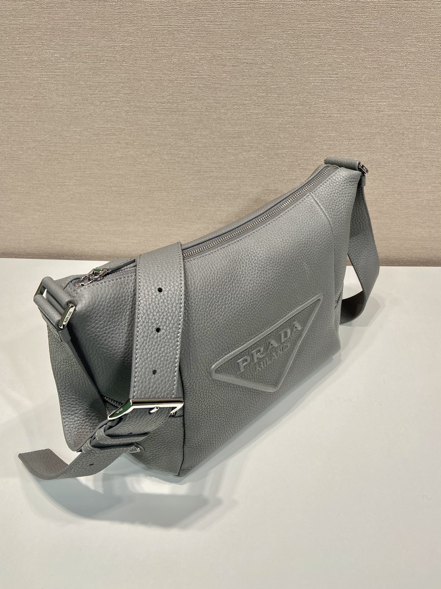 Bagsaaa Pra*a Leather bag with shoulder strap grey - 26*23*11cm