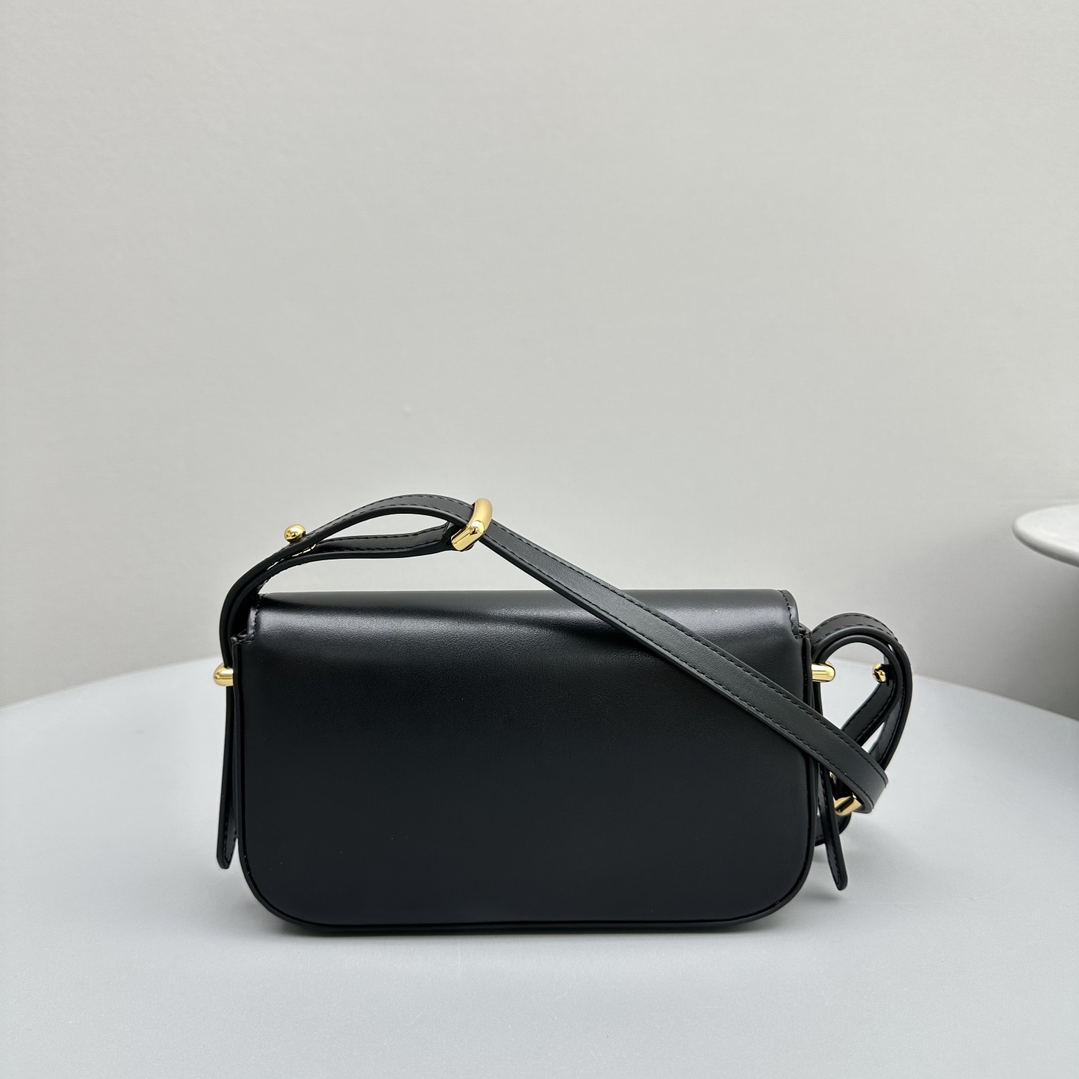 Bagsaaa Pra*a Leather shoulder bag black - 20x10.5x4cm