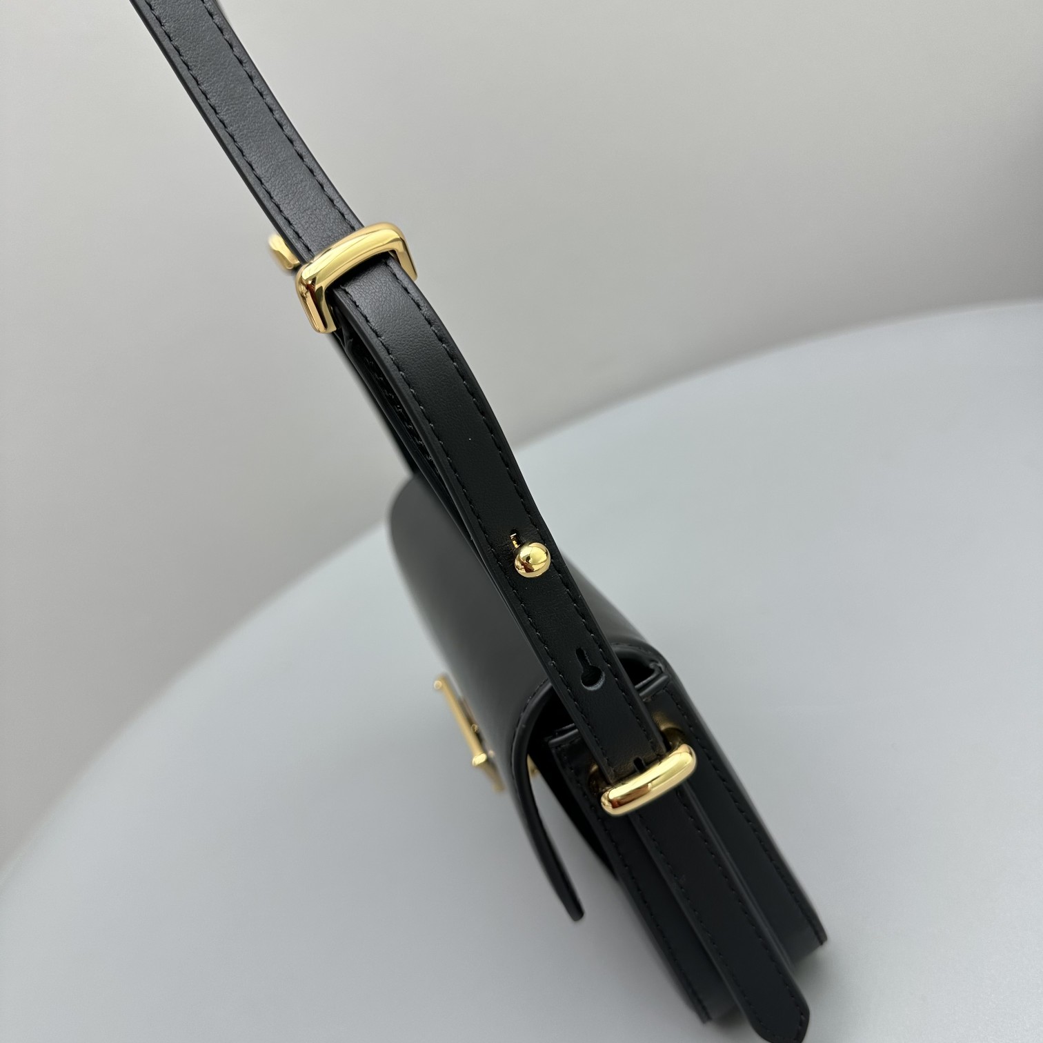 Bagsaaa Pra*a Leather shoulder bag black - 20x10.5x4cm