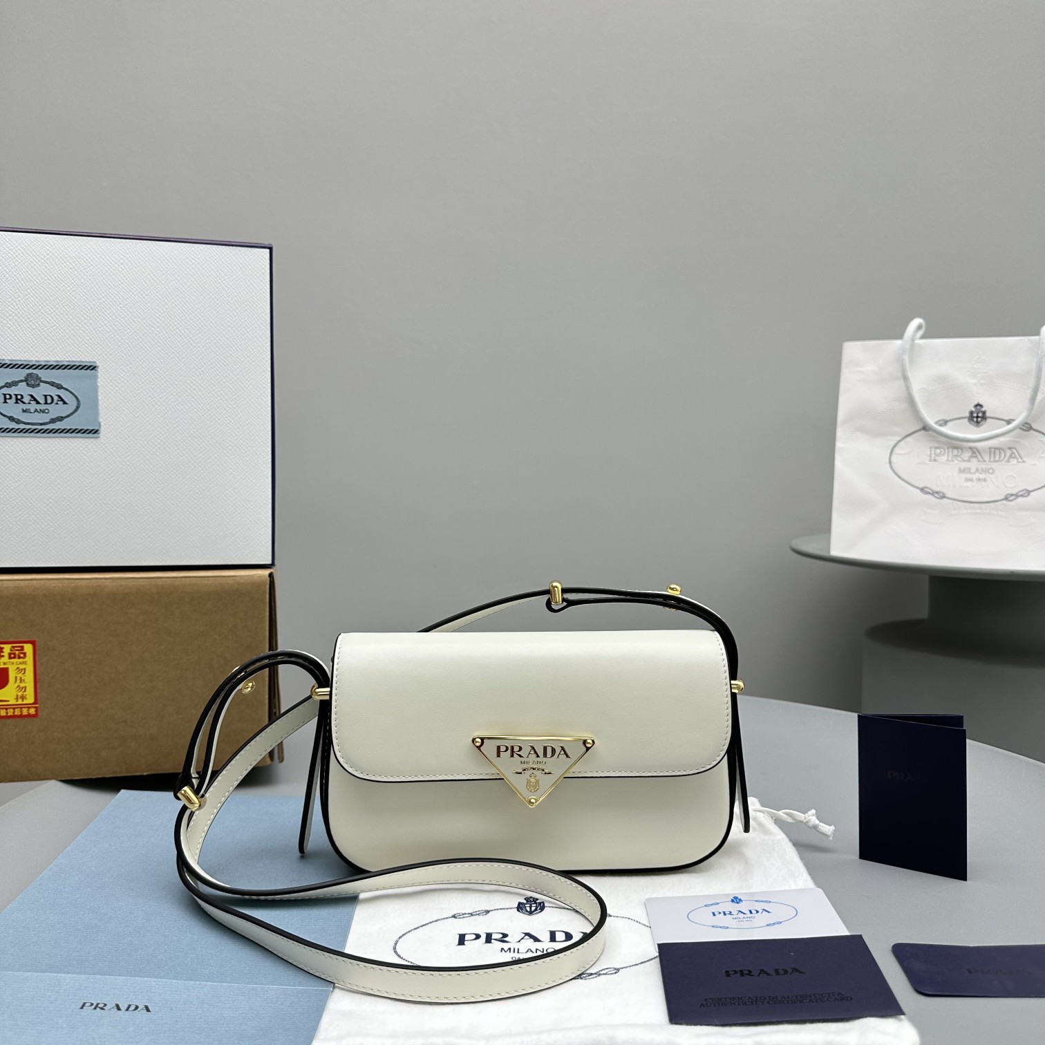 Bagsaaa Pra*a Leather shoulder bag white - 20x10.5x4cm