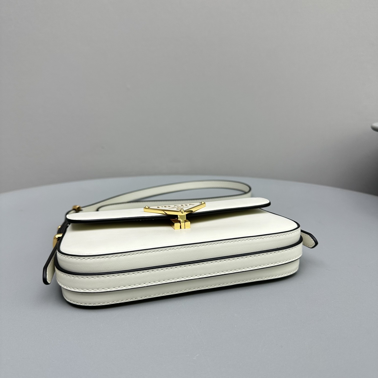 Bagsaaa Pra*a Leather shoulder bag white - 20x10.5x4cm