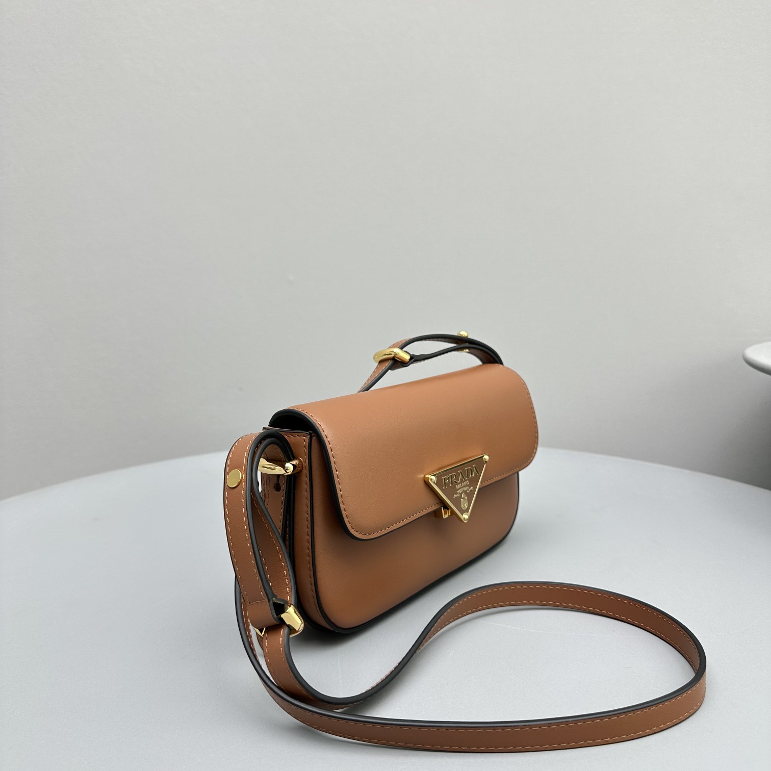 Bagsaaa Pra*a Leather shoulder bag brown - 20x10.5x4cm