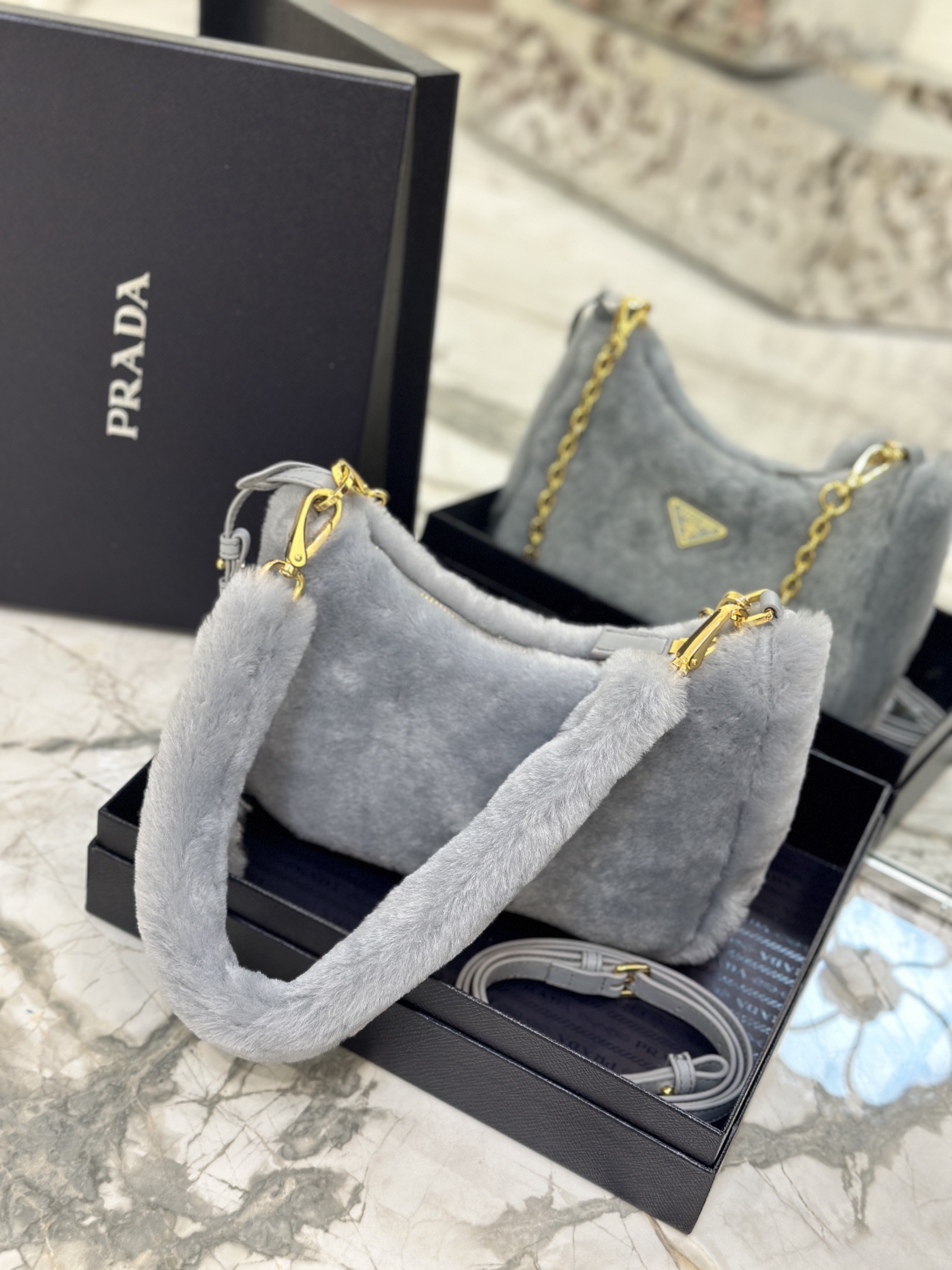 Bagsaaa Pra*a Re-Edition 2005 shearling shoulder bag grey 22x18x6cm