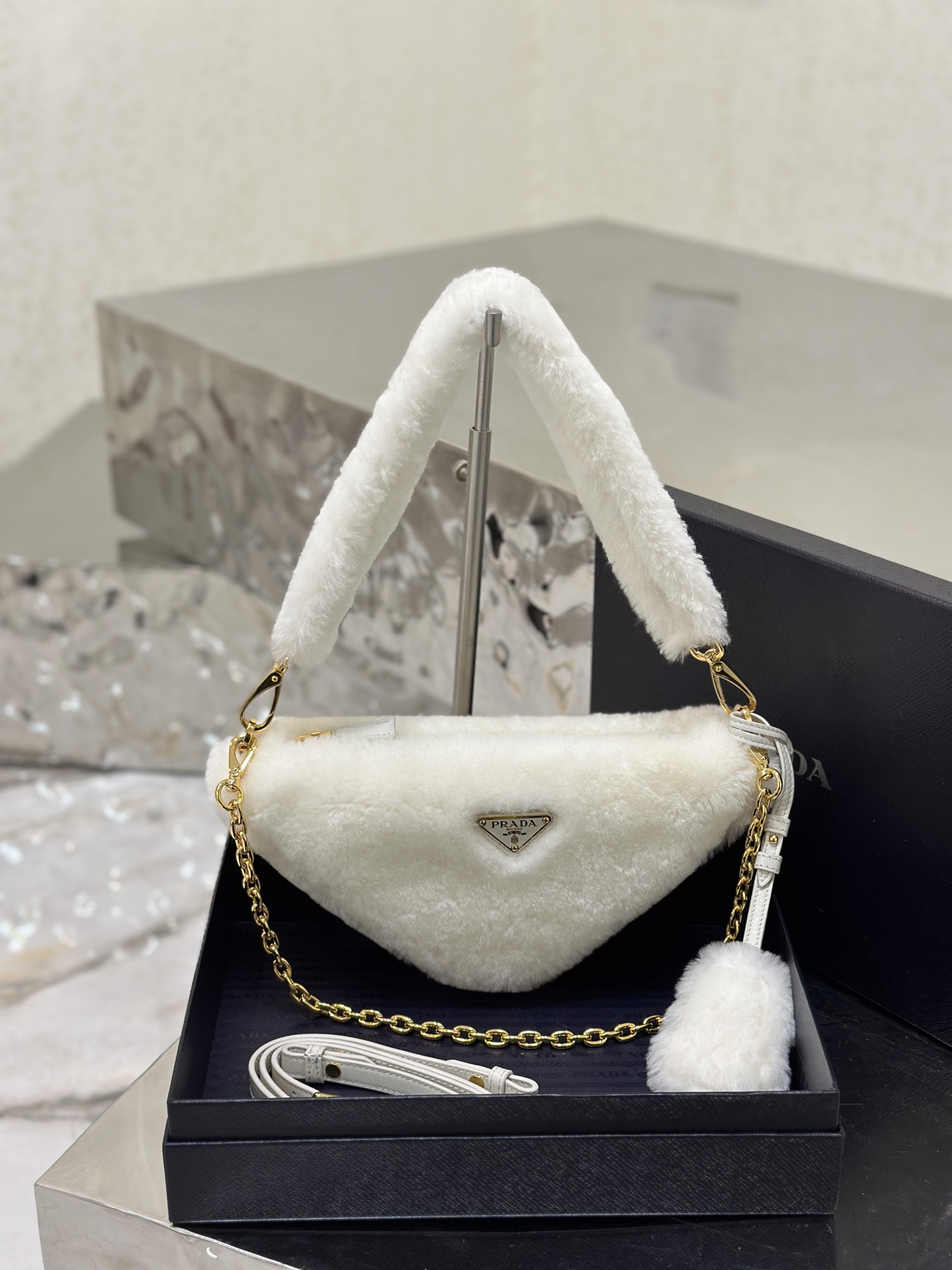 Bagsaaa Pra*a Triangle Shearling Bag White - 24x14.5x5cm